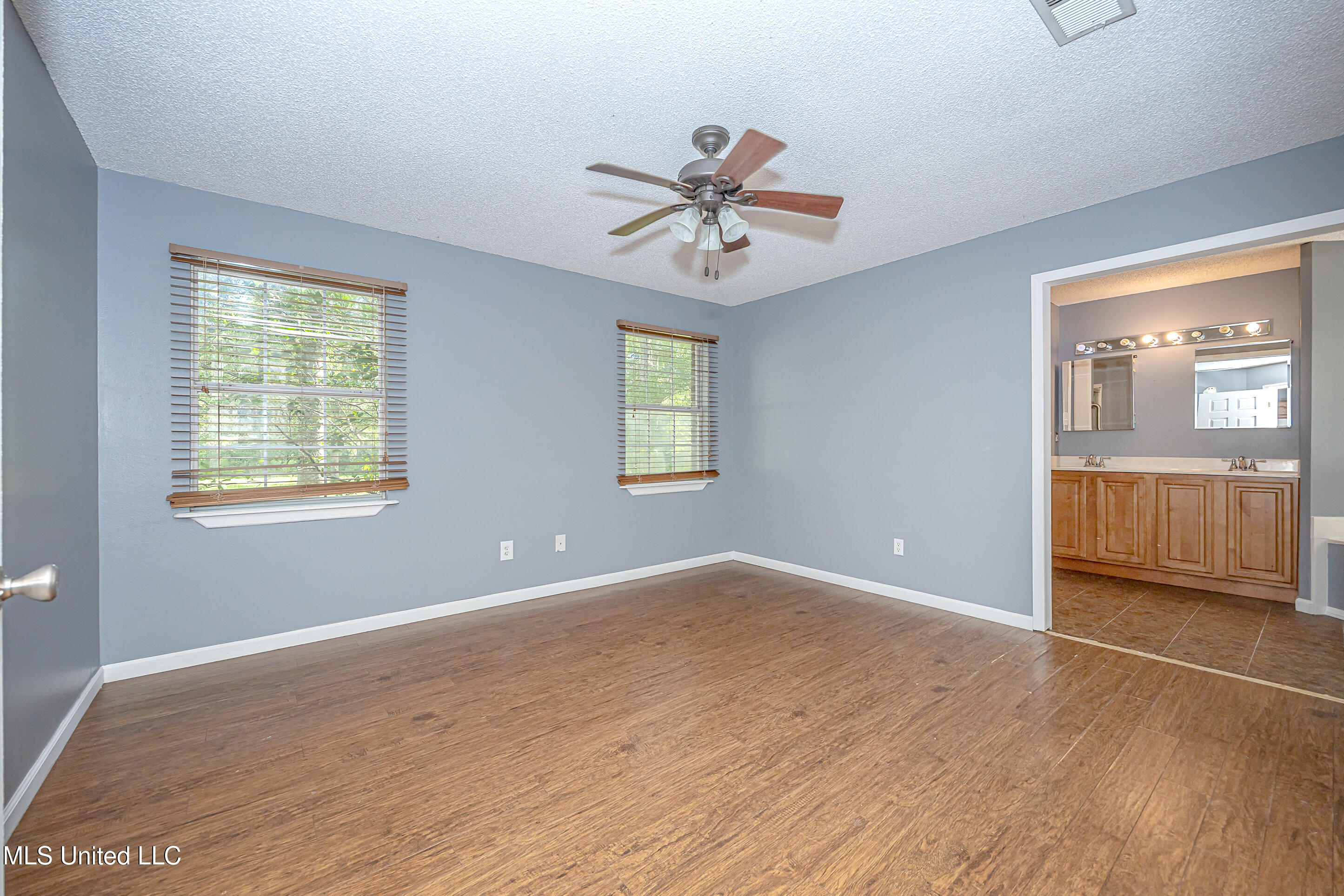 8113 Barron Road, Moss Point, Mississippi image 18