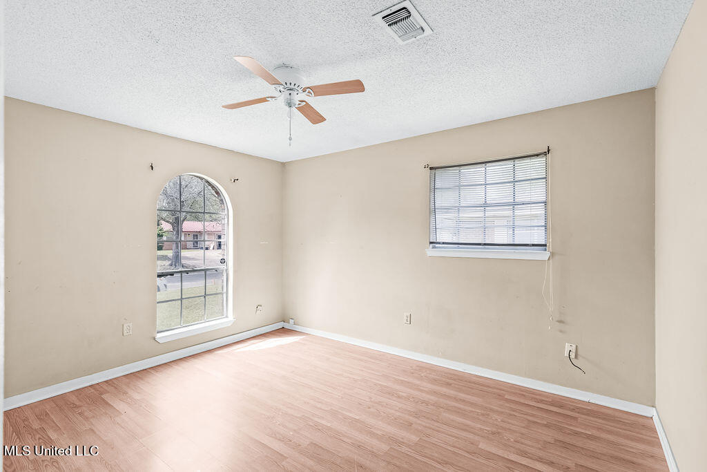 214 Janelle Drive, Gulfport, Mississippi image 17
