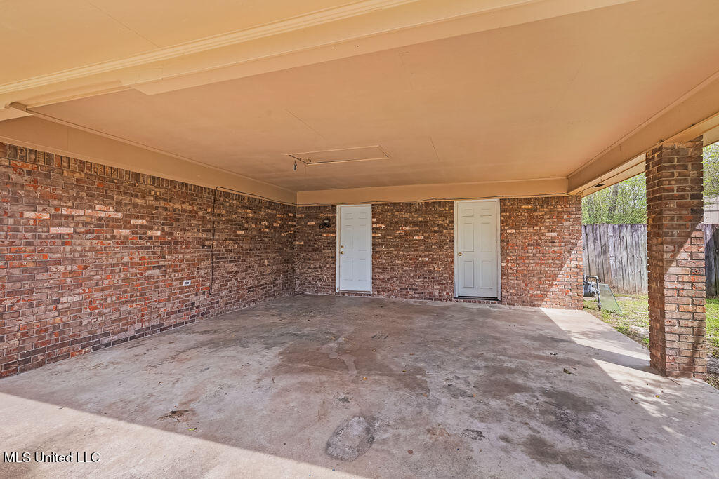 214 Janelle Drive, Gulfport, Mississippi image 4