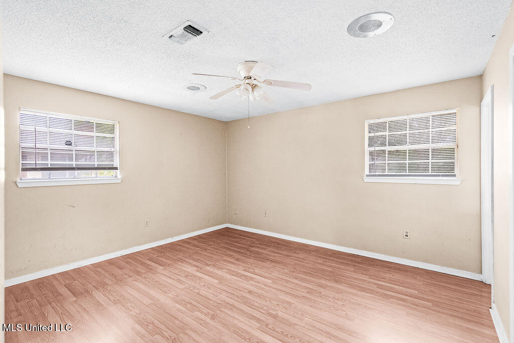 214 Janelle Drive, Gulfport, Mississippi image 14