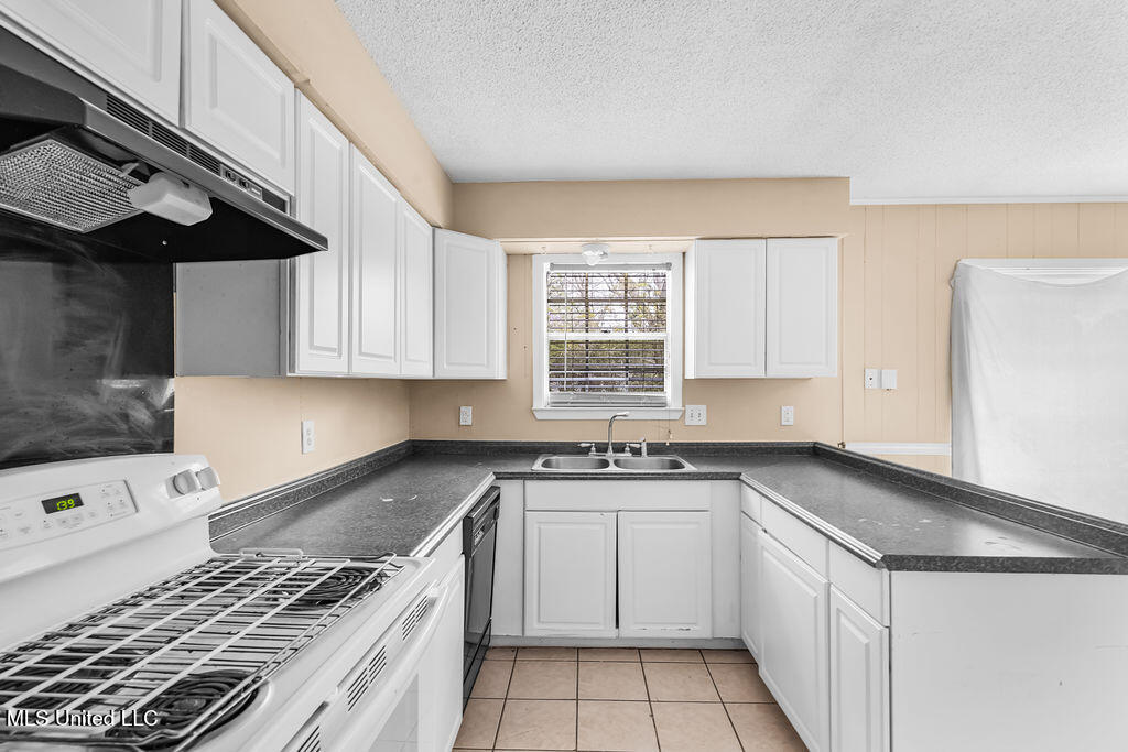 214 Janelle Drive, Gulfport, Mississippi image 10