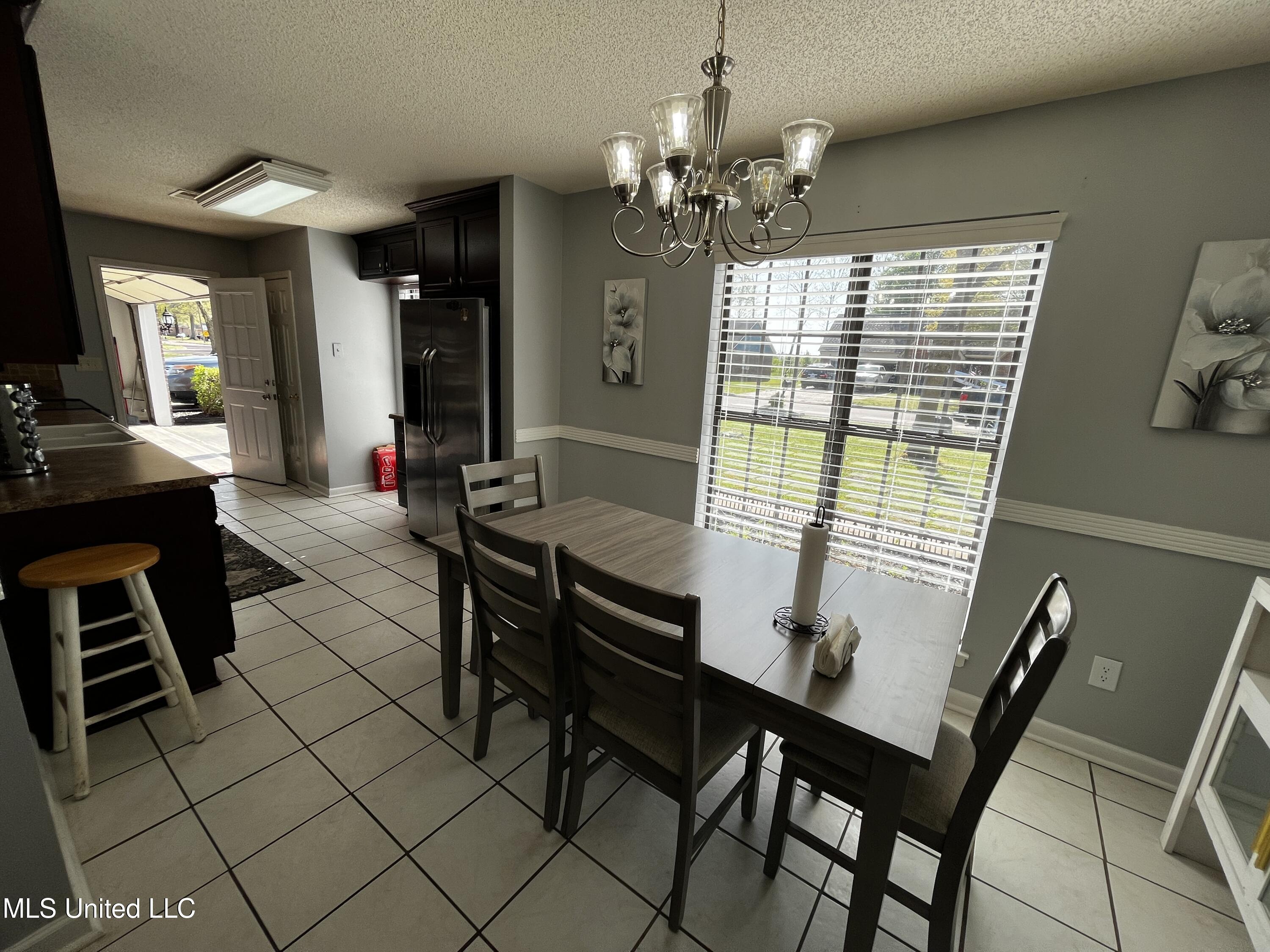 5302 Plum Tree Drive, Southaven, Mississippi image 4