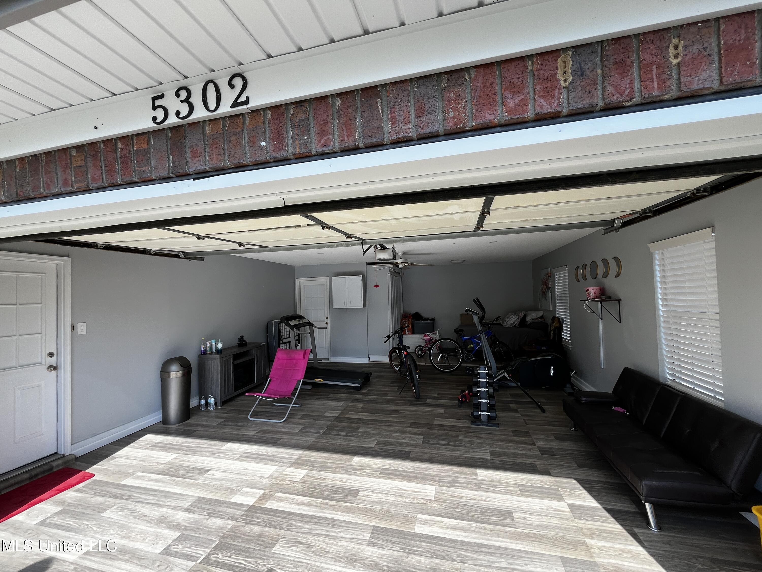 5302 Plum Tree Drive, Southaven, Mississippi image 29