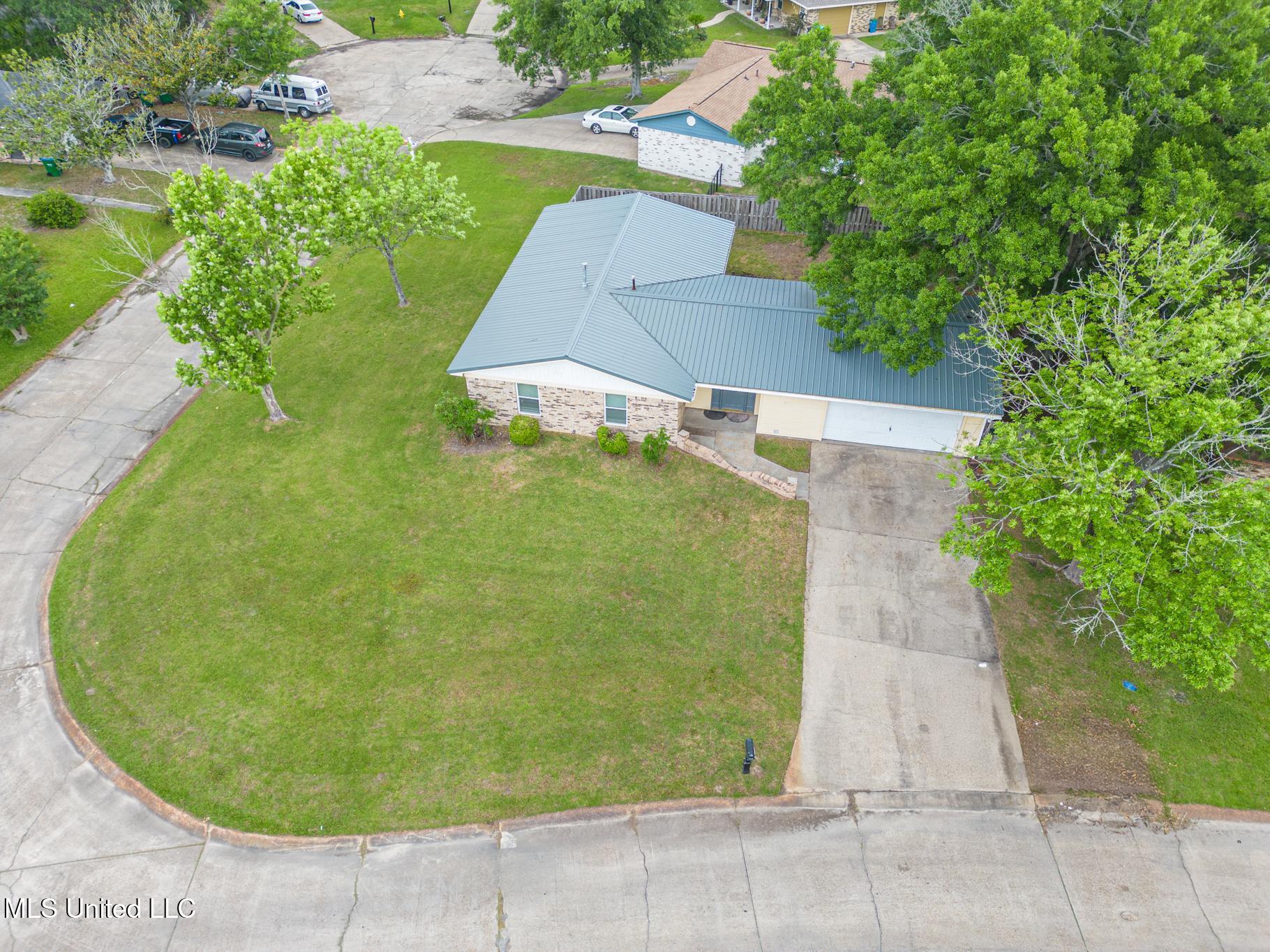 5403 Monaco Drive, Pascagoula, Mississippi image 4