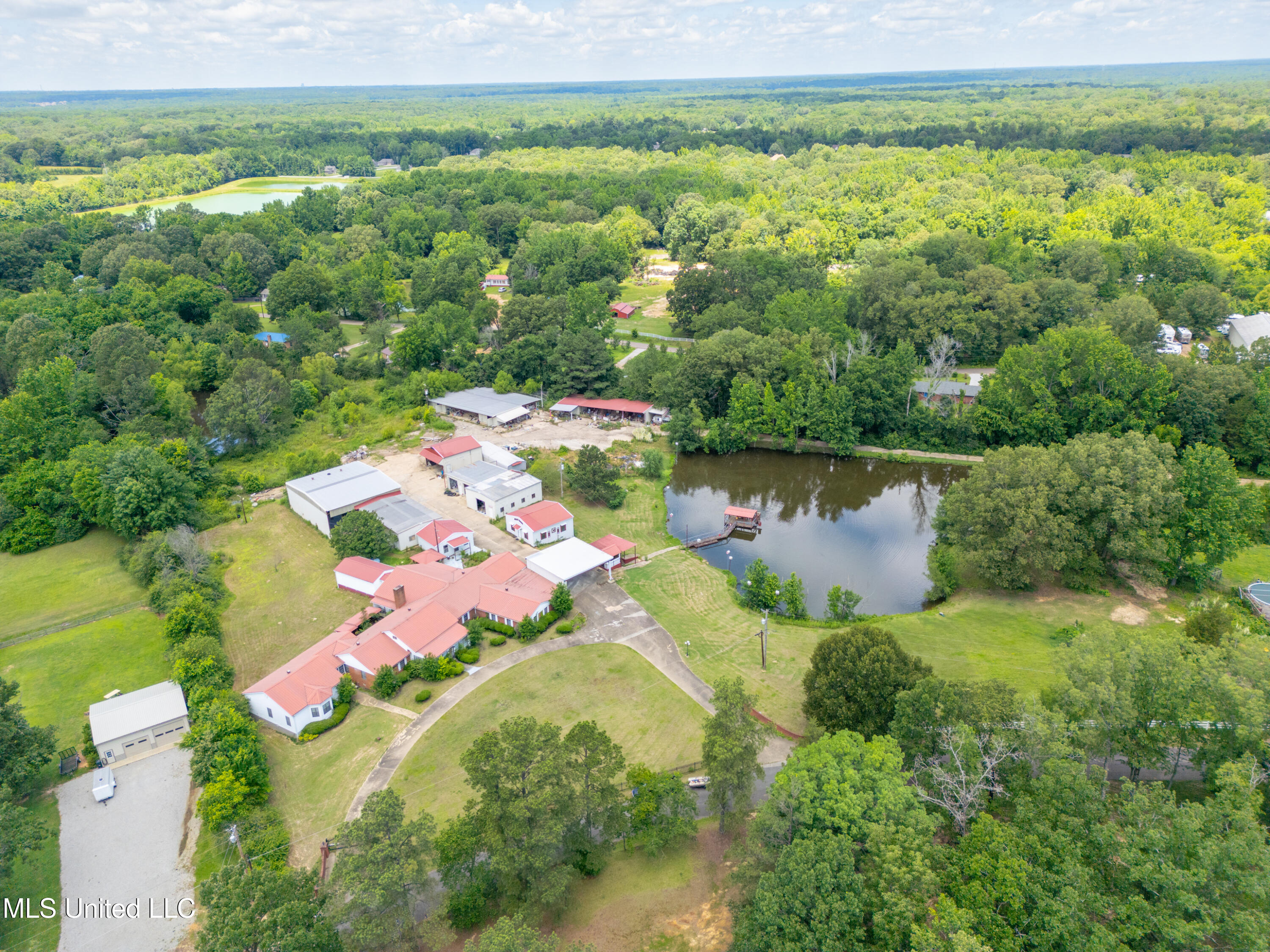 76 Peach Tree Road, Byhalia, Mississippi image 3