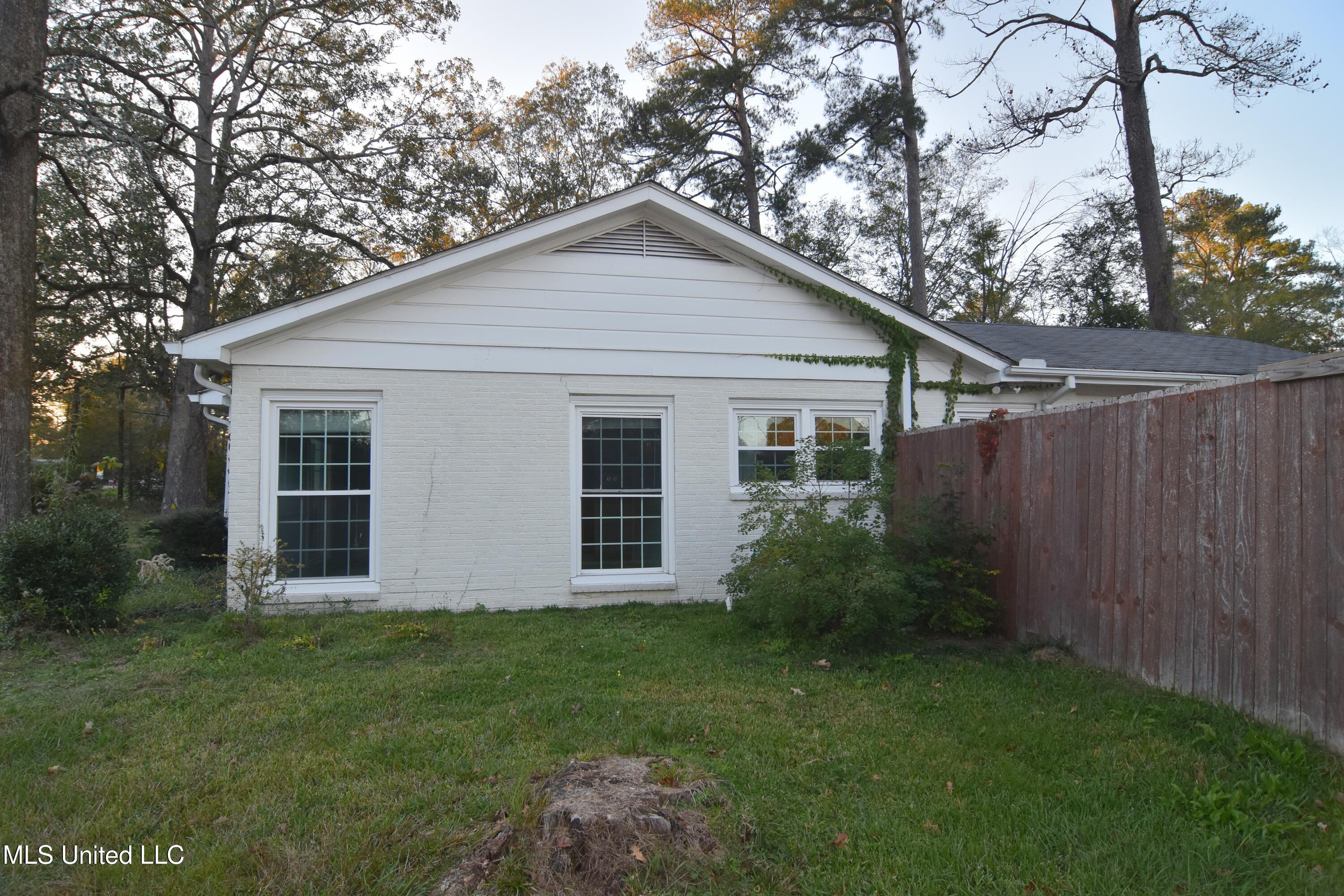 604 Bailey Street, Forest, Mississippi image 7