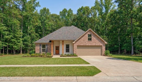 Homes For Sale - 15 Byers Lane<br/> Long Beach, MS 39560
