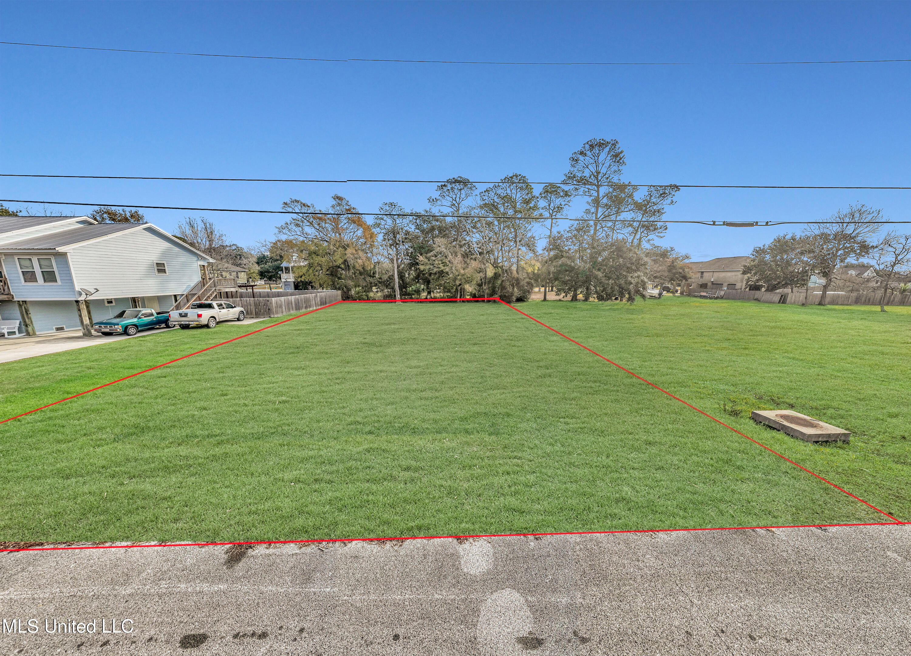 906 12th Street, Pascagoula, Mississippi image 1