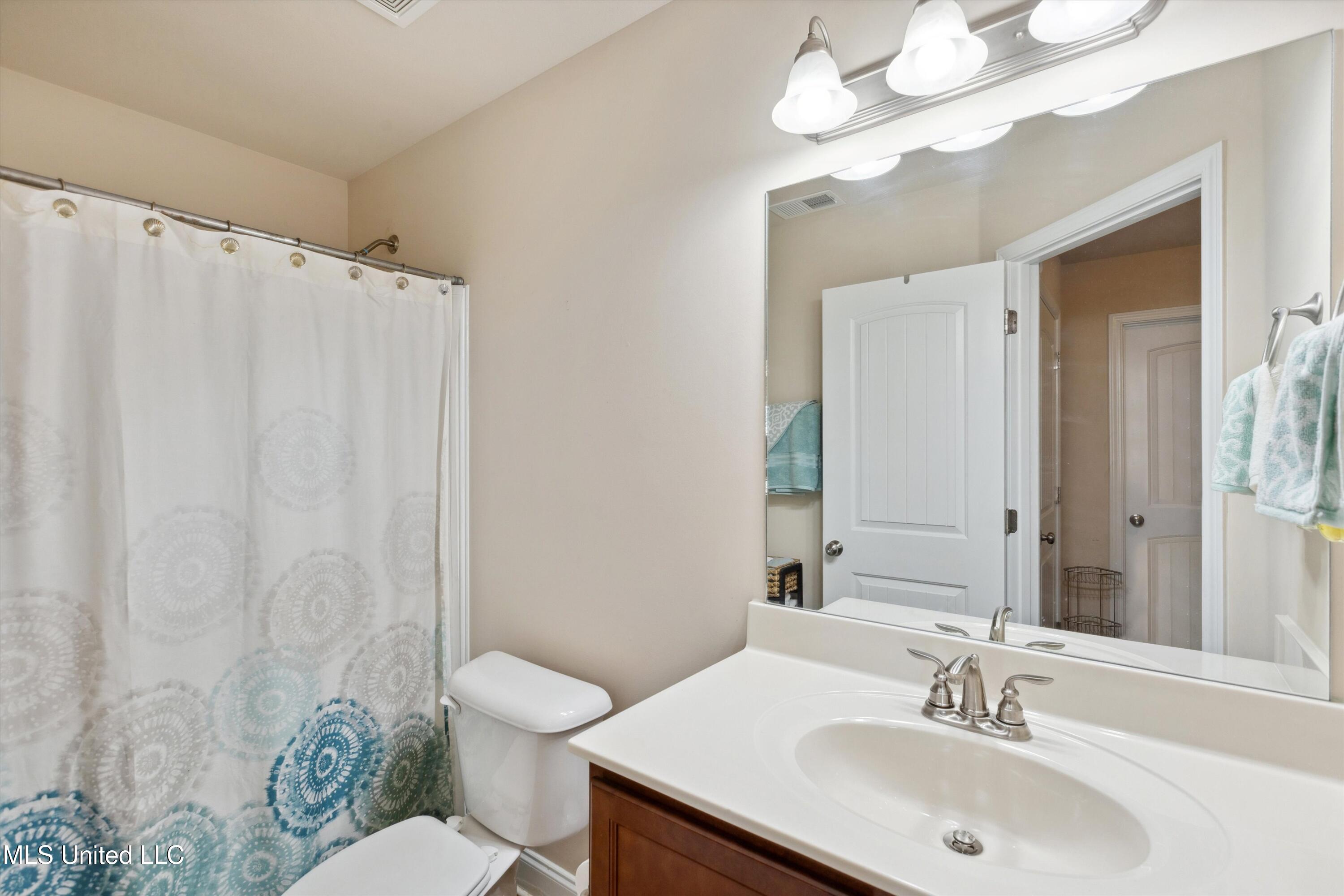 7637 Wisteria Dr Drive, Olive Branch, Mississippi image 22