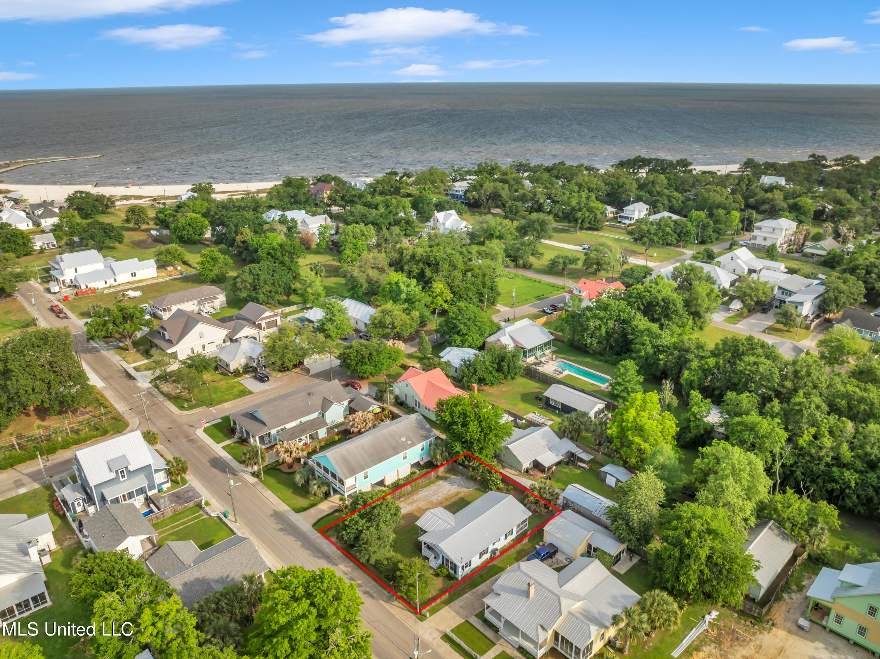 212 Washington Street, Bay Saint Louis, Mississippi image 34