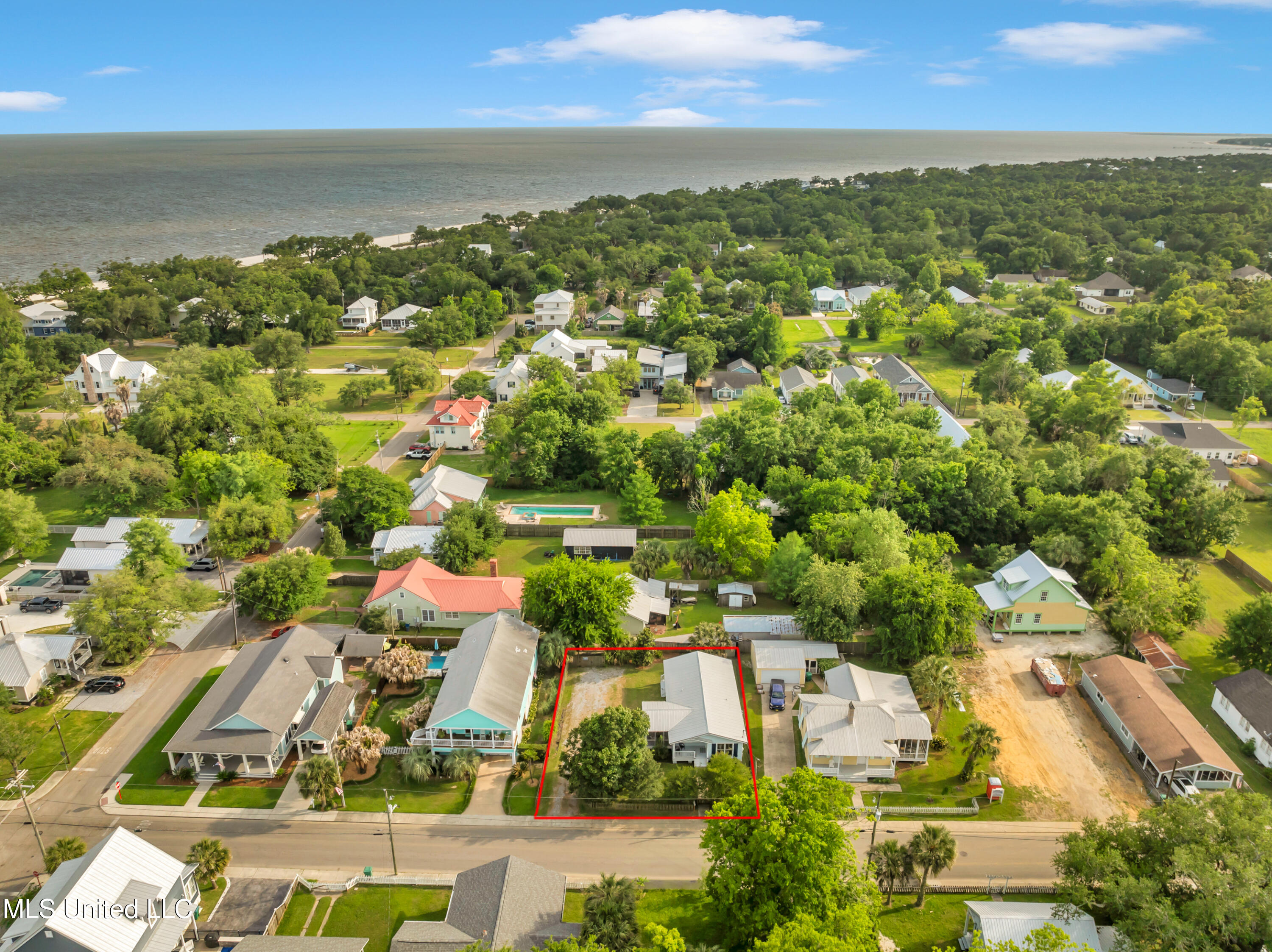 212 Washington Street, Bay Saint Louis, Mississippi image 33