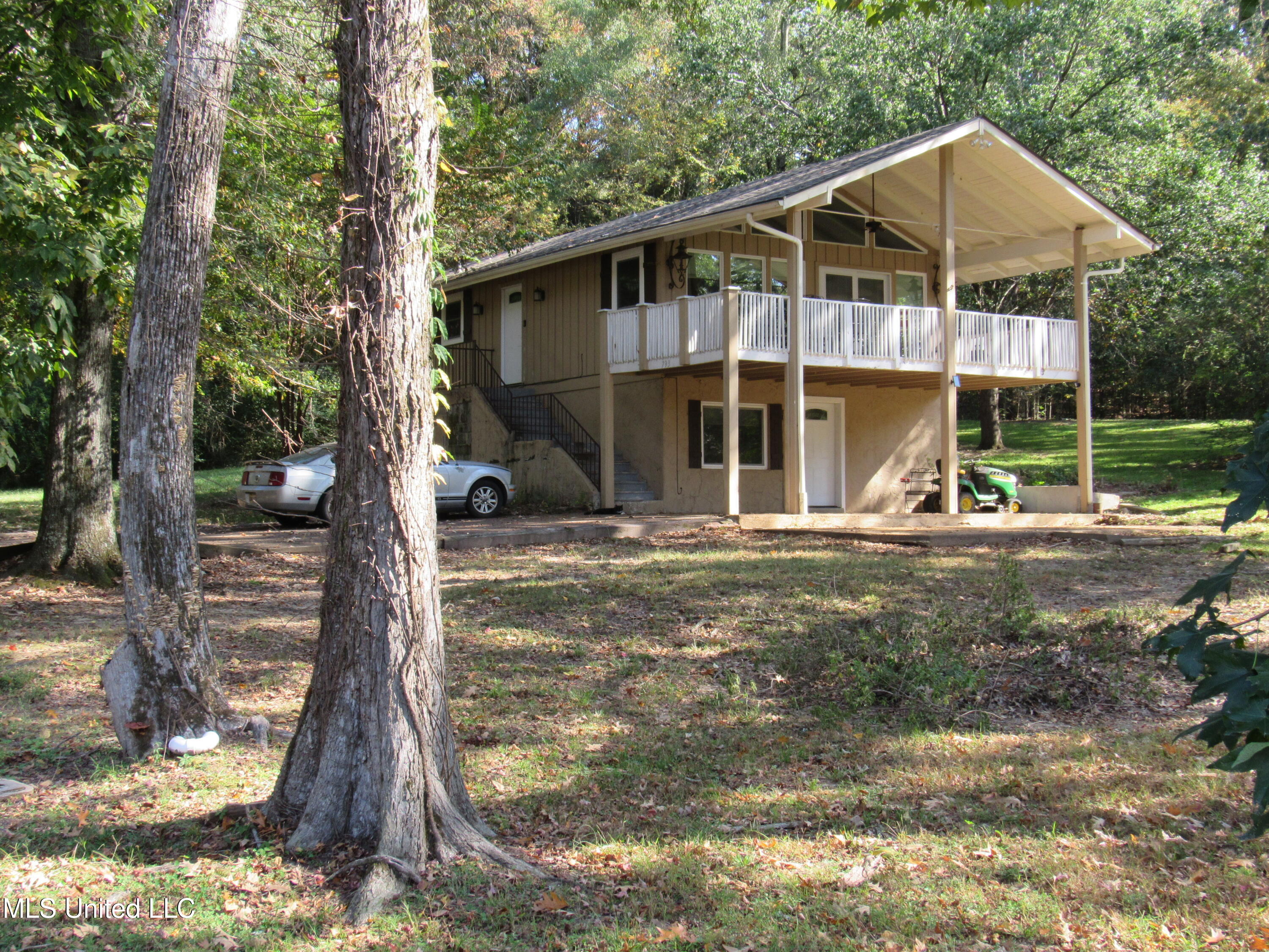 793 Chickadee Cove, Hernando, Mississippi image 1