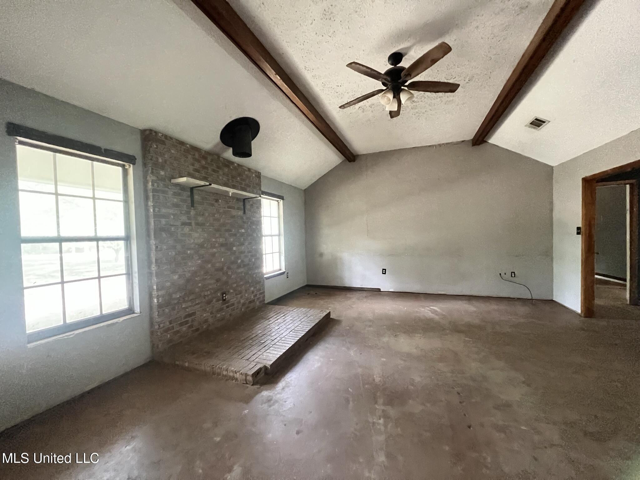 2339 N Pine Lea Drive, Jackson, Mississippi image 11
