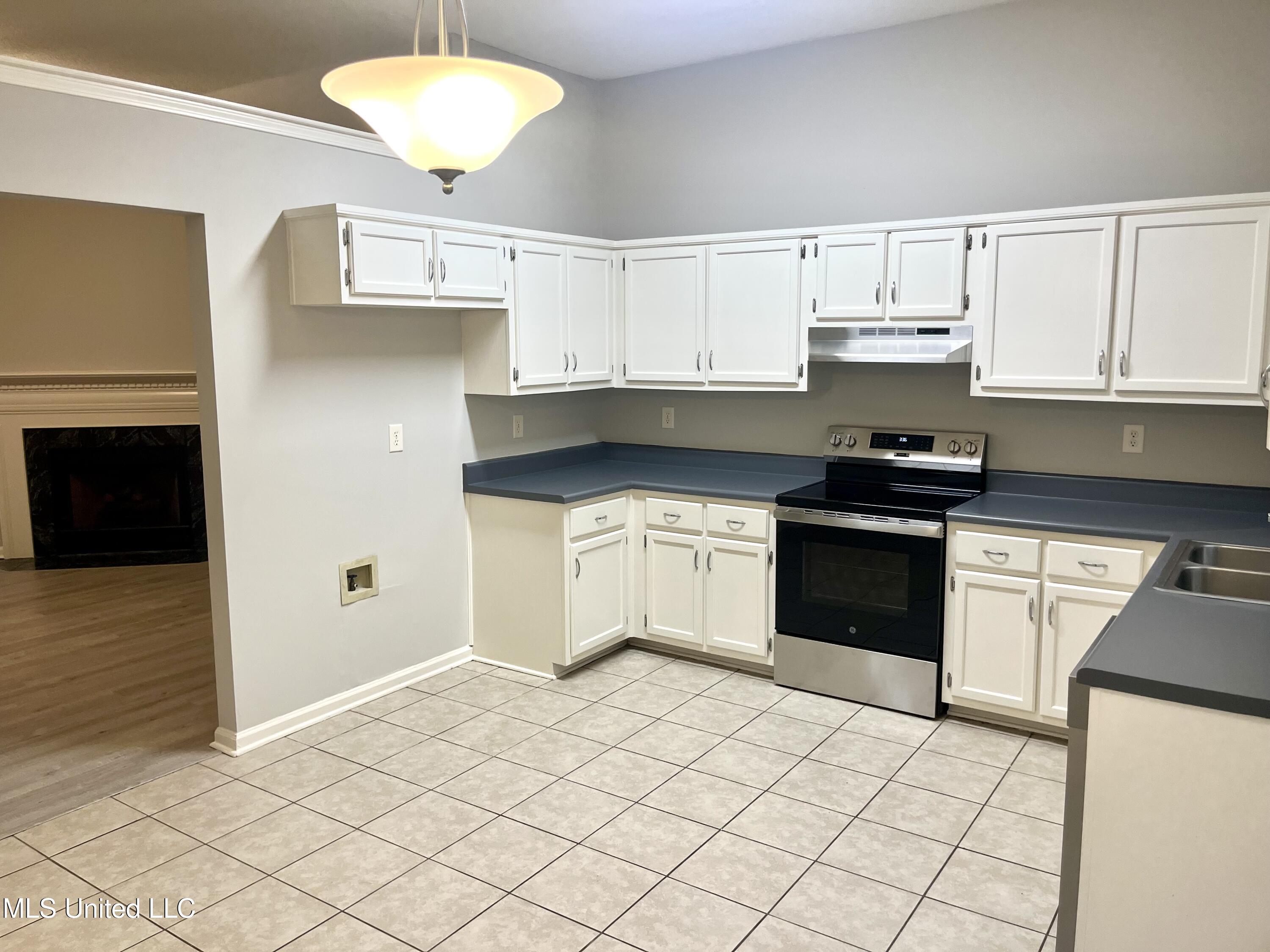 7827 S Chesterfield Drive, Southaven, Mississippi image 8