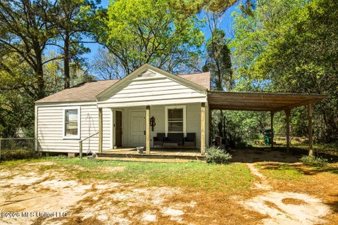 Homes For Sale - 420 Old Richton Road<br/> Petal, MS 39465