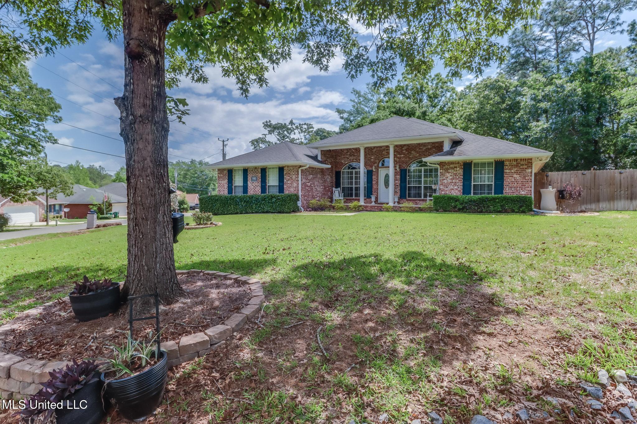 990 Kahana Street, Diamondhead, Mississippi image 3