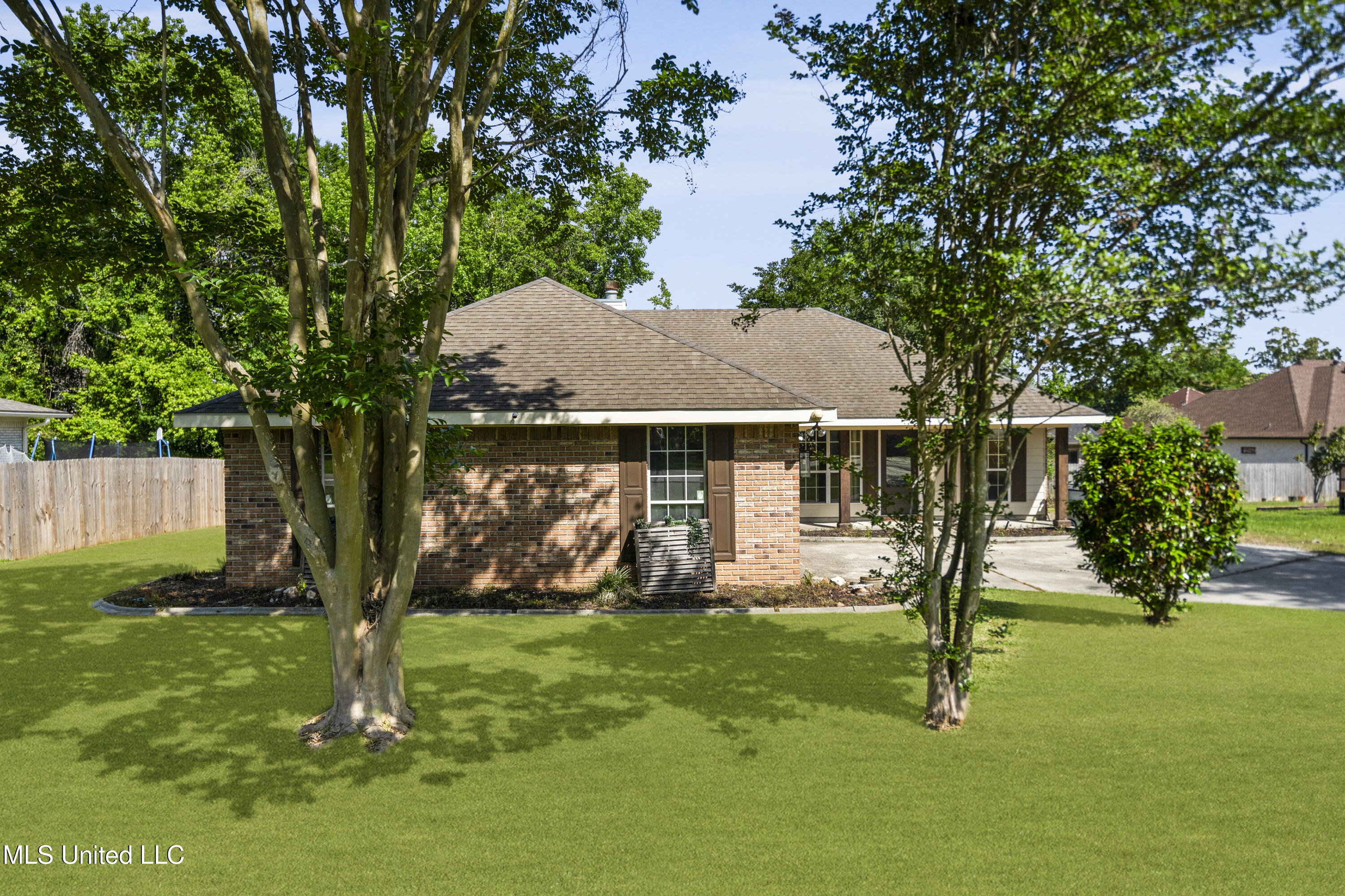 87133 Golf Club Drive, Diamondhead, Mississippi image 7