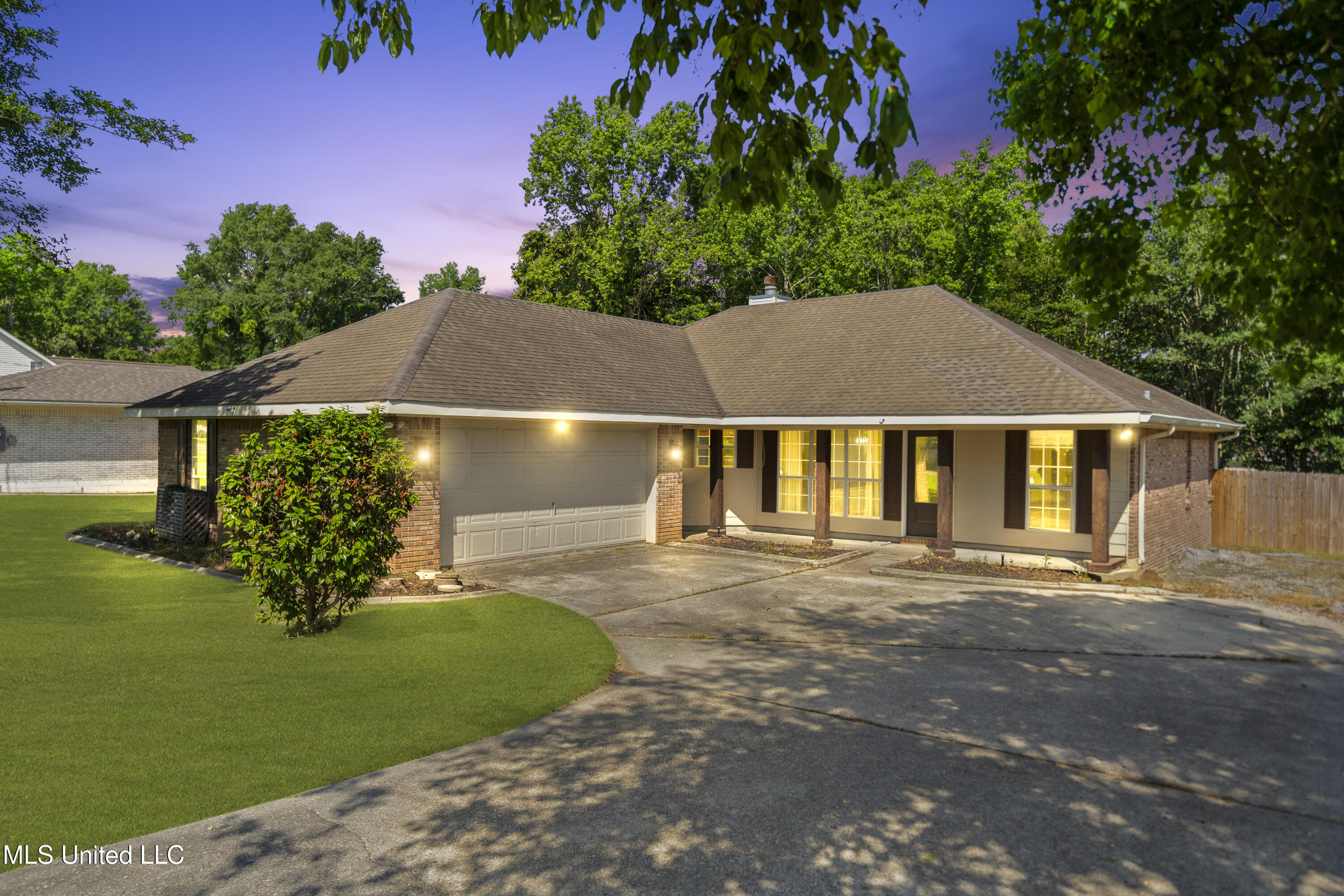 87133 Golf Club Drive, Diamondhead, Mississippi image 4