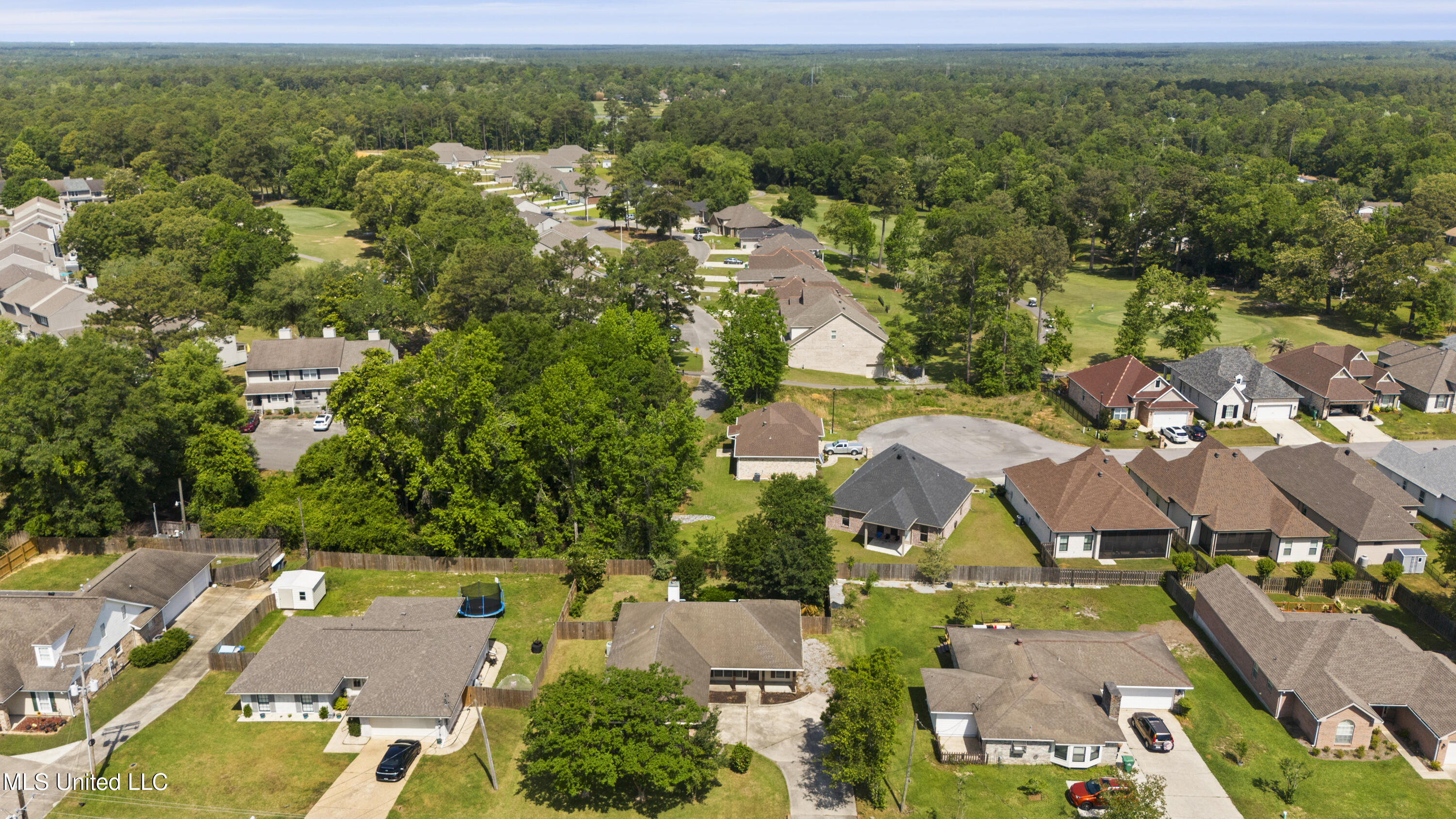 87133 Golf Club Drive, Diamondhead, Mississippi image 31