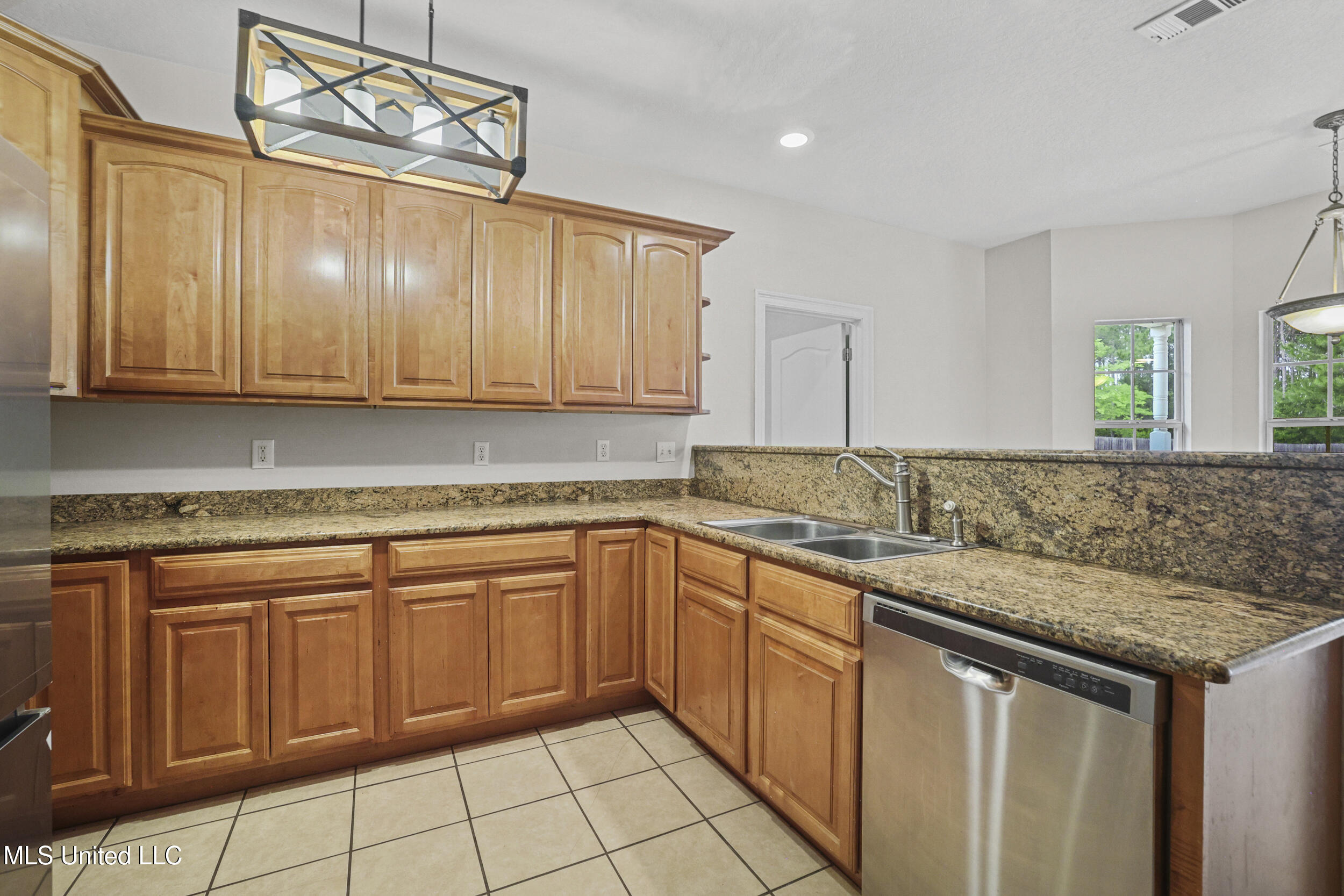 1817 Shelby Lane, Ocean Springs, Mississippi image 20