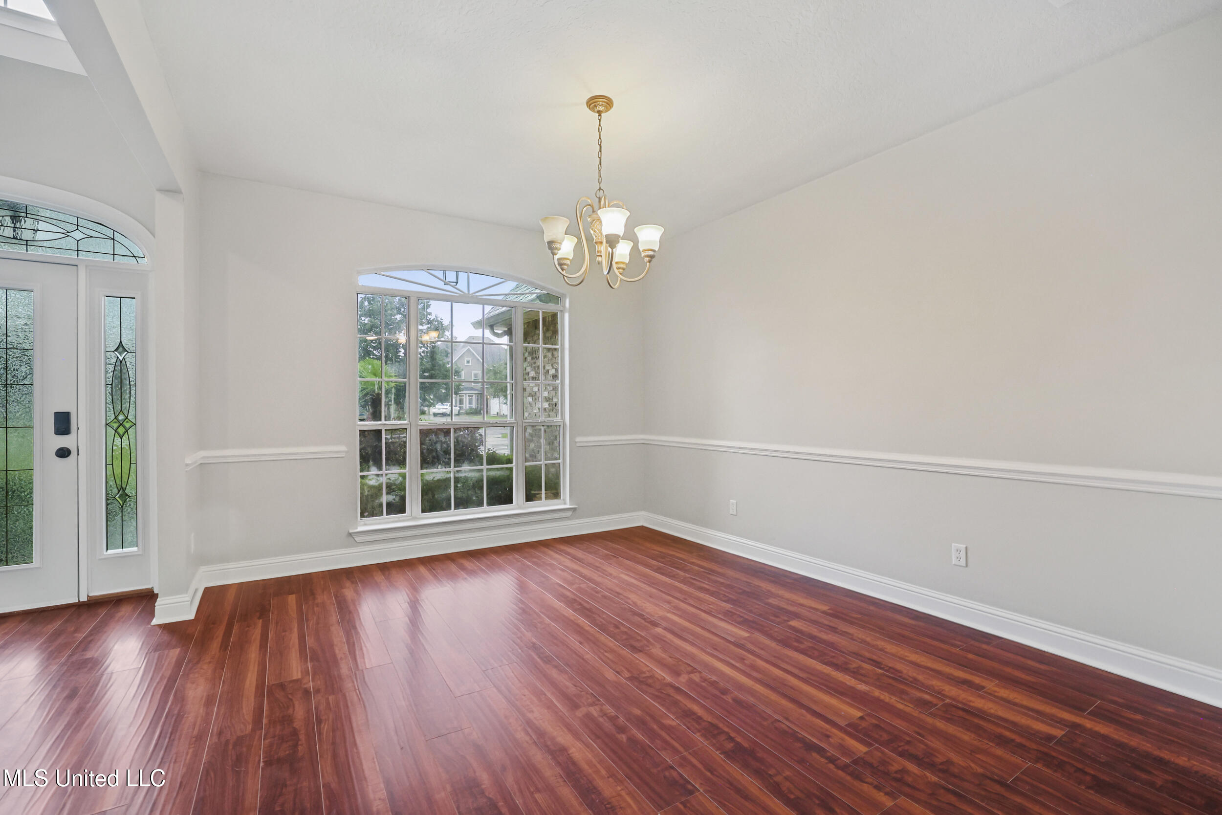1817 Shelby Lane, Ocean Springs, Mississippi image 10