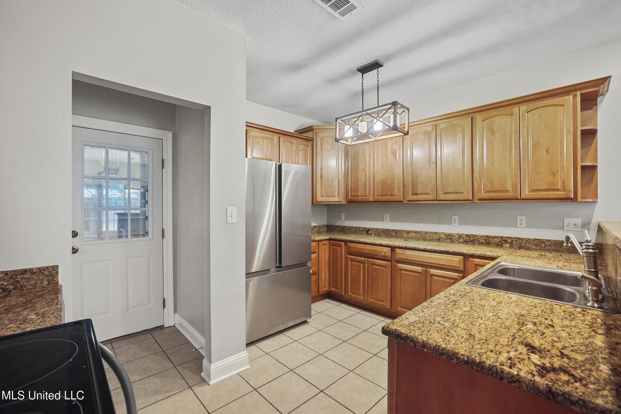 1817 Shelby Lane, Ocean Springs, Mississippi image 19
