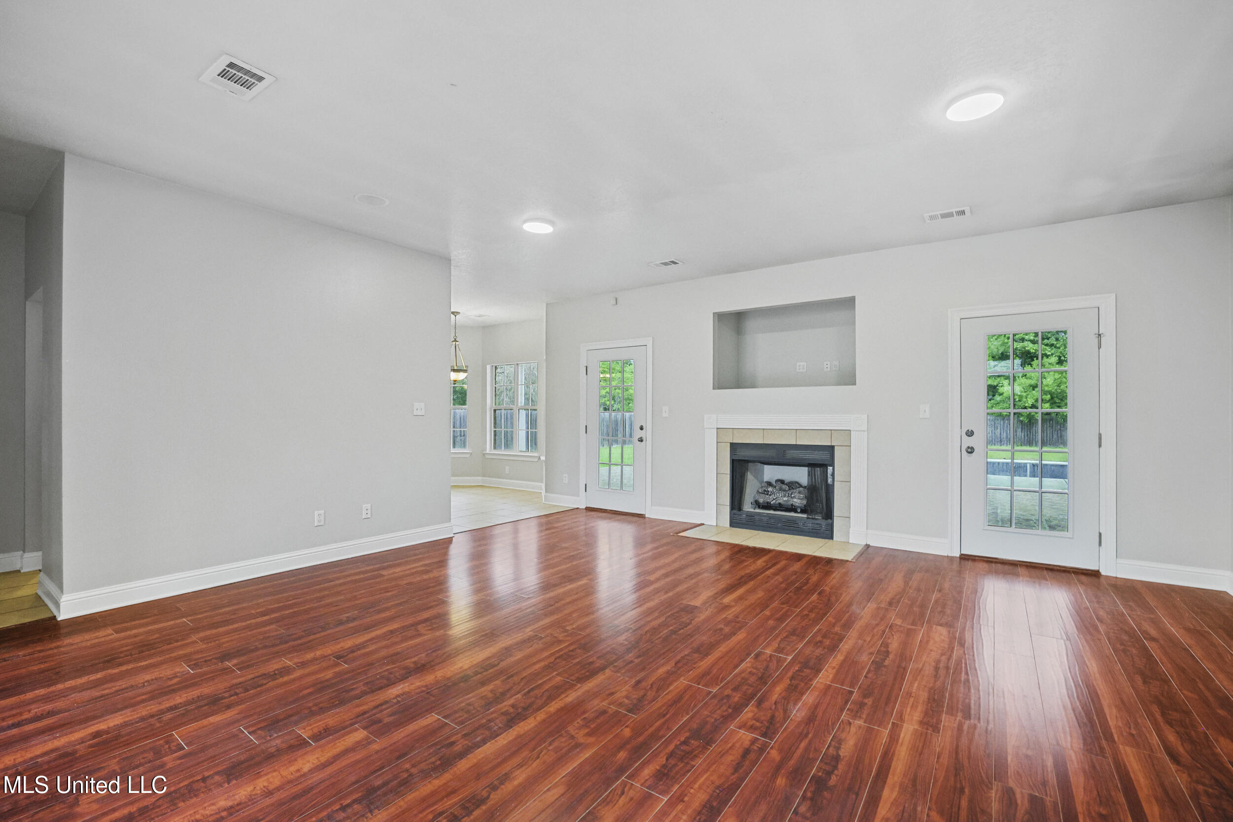 1817 Shelby Lane, Ocean Springs, Mississippi image 14