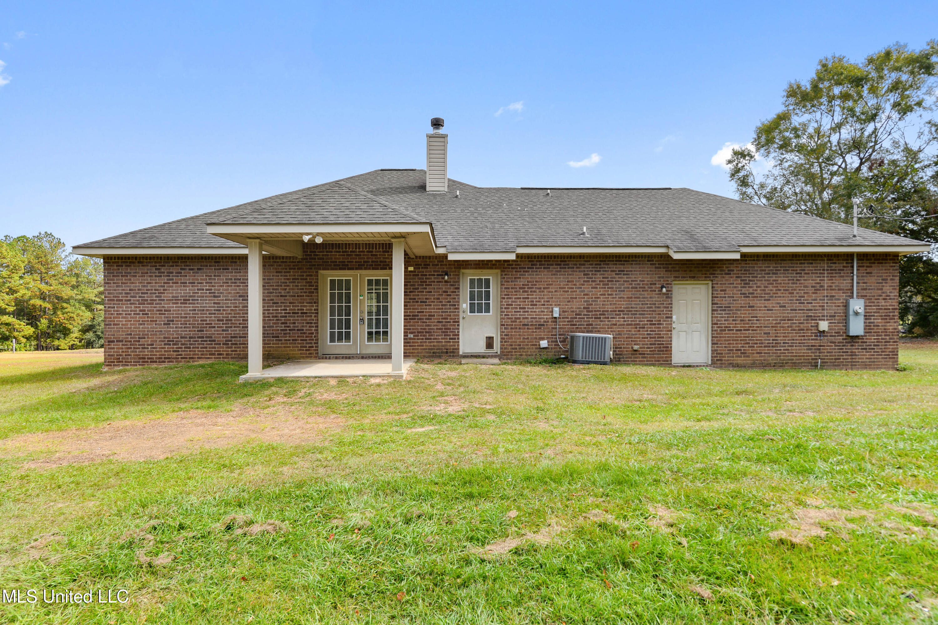 1246 Jodie Baxter Road, Lucedale, Mississippi image 3