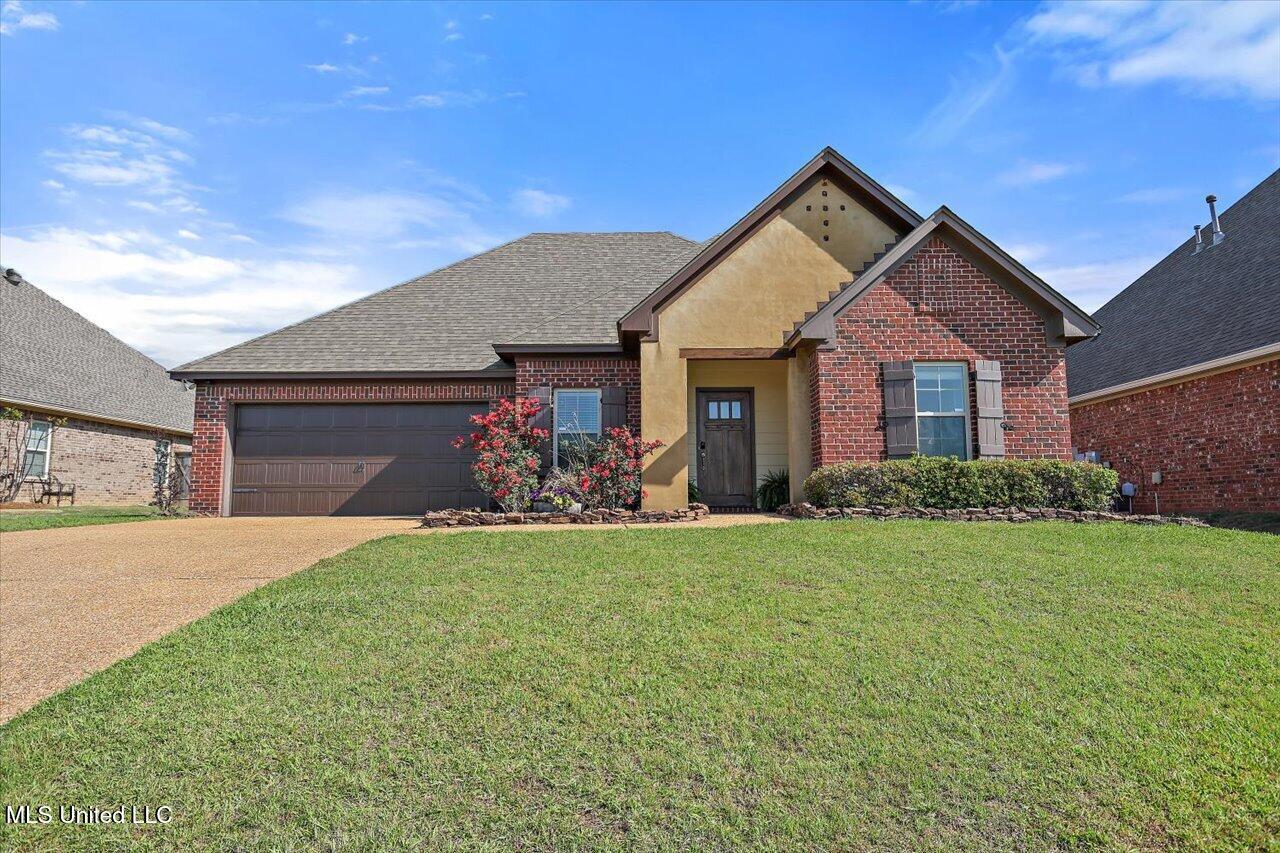 1004 Abundance Place, Flowood, Mississippi image 1