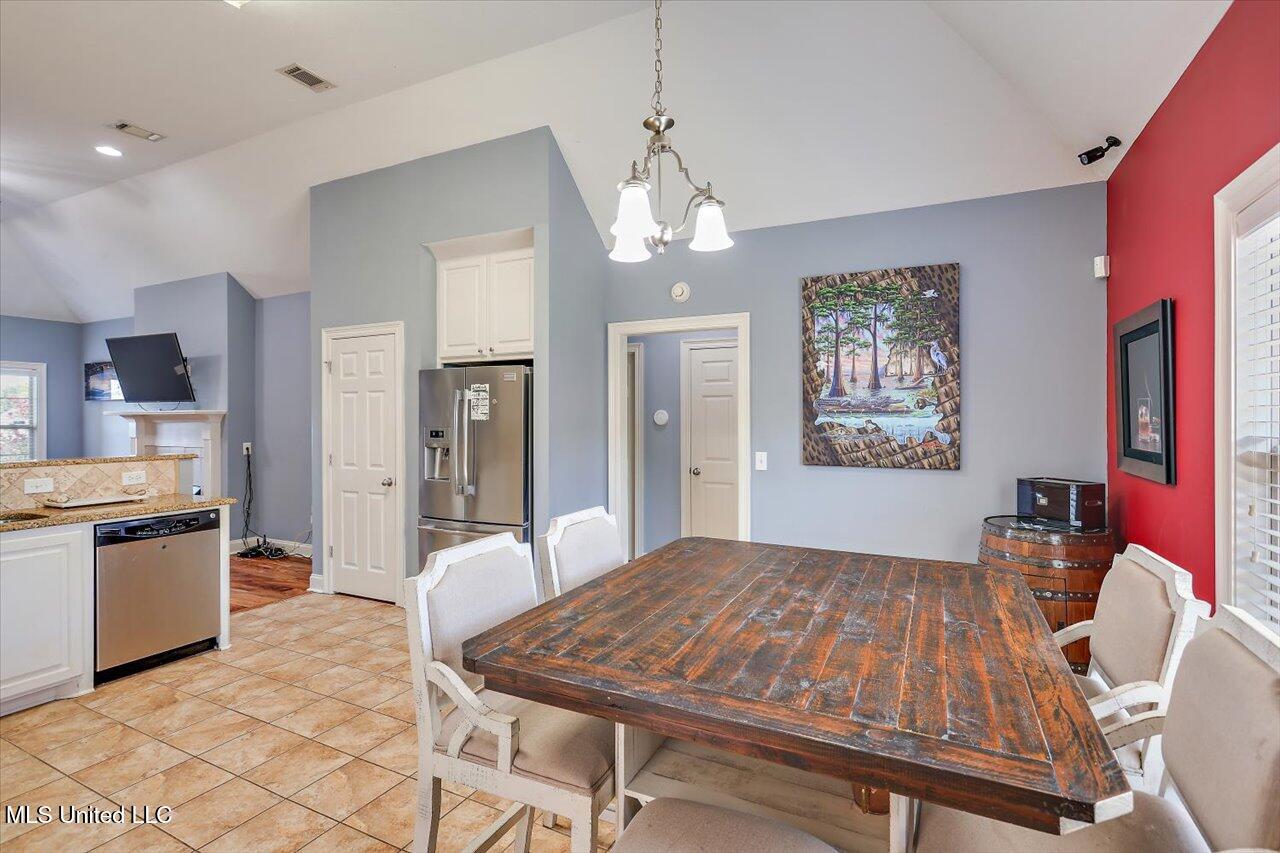 1004 Abundance Place, Flowood, Mississippi image 16