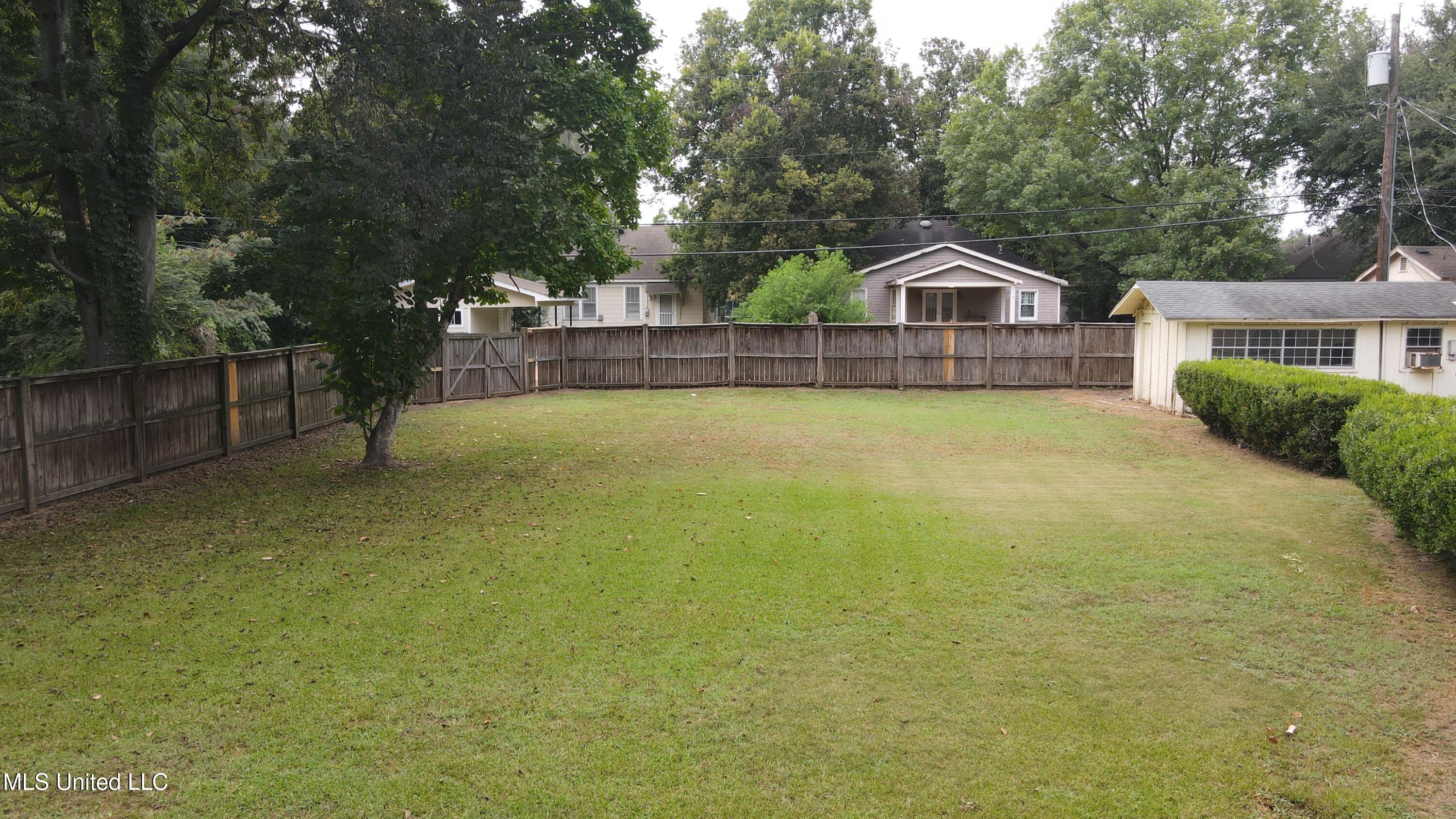 513 Crockett Avenue, Greenwood, Mississippi image 34