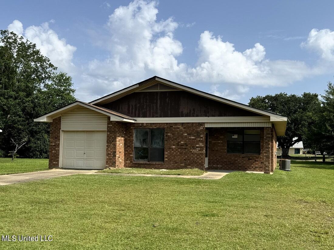 2309 Cottonwood Drive, Gulfport, Mississippi image 13