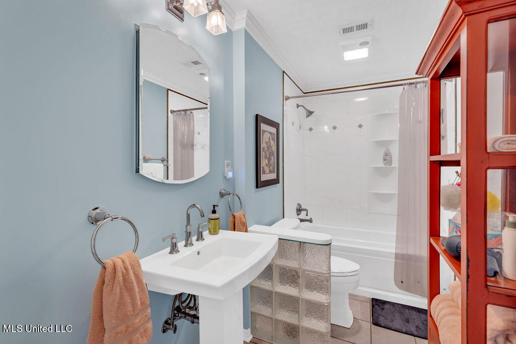730 Parkwood Drive, Long Beach, Mississippi image 31