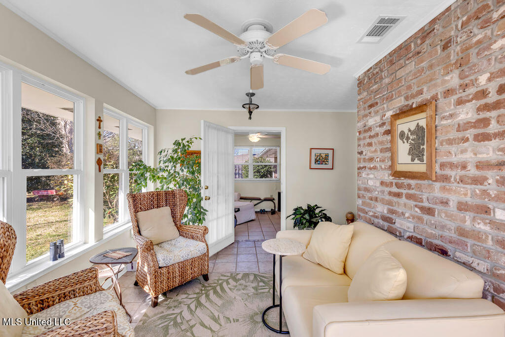 730 Parkwood Drive, Long Beach, Mississippi image 33