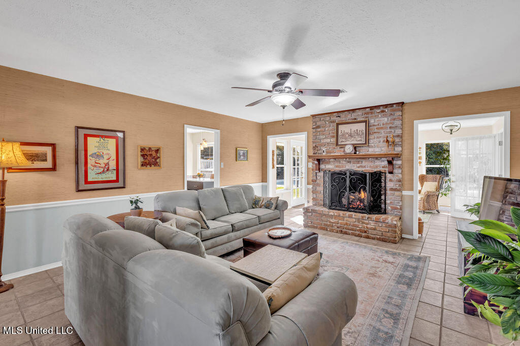 730 Parkwood Drive, Long Beach, Mississippi image 10