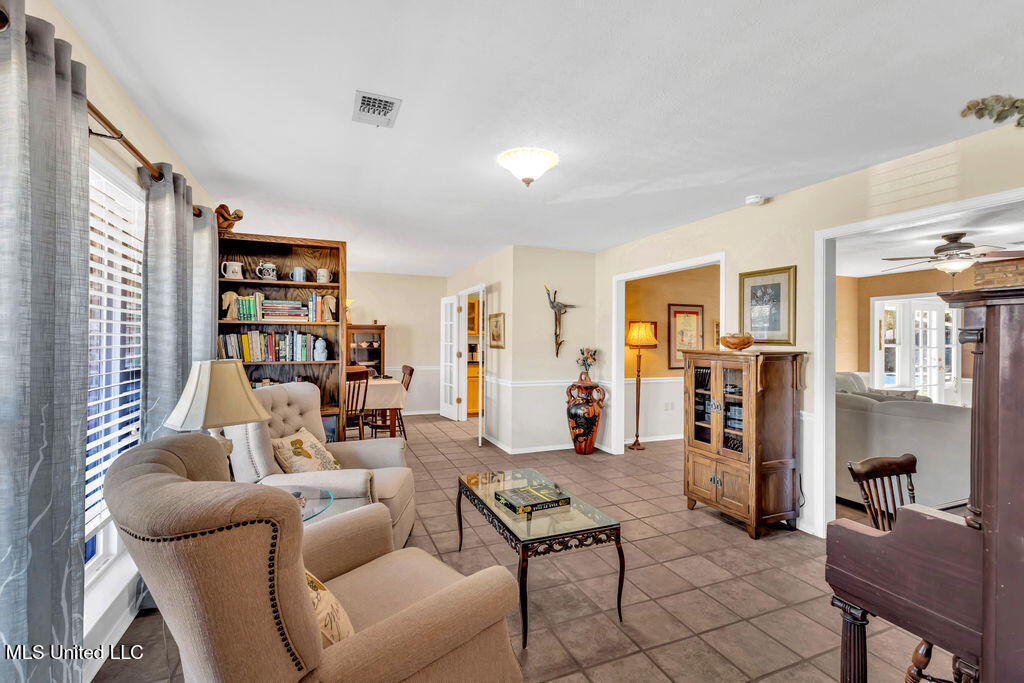 730 Parkwood Drive, Long Beach, Mississippi image 5