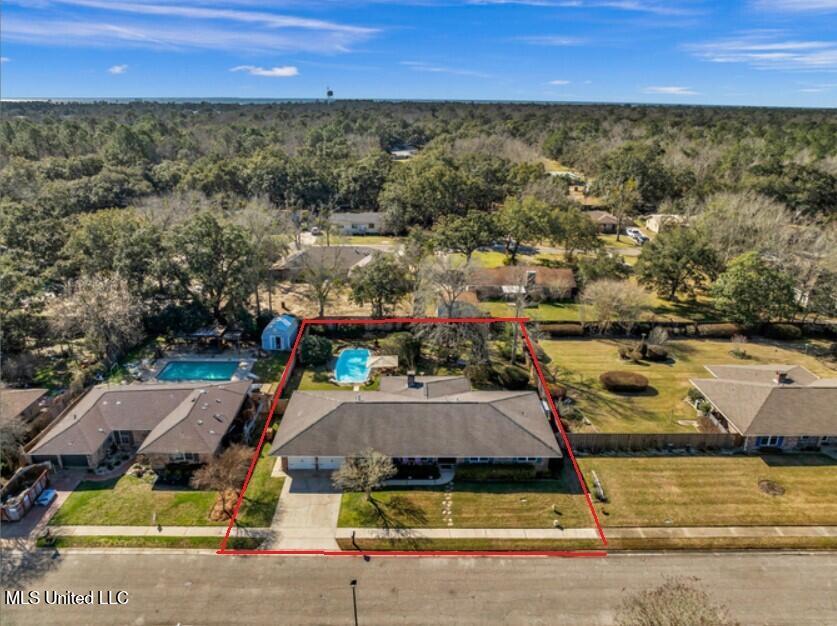 730 Parkwood Drive, Long Beach, Mississippi image 2