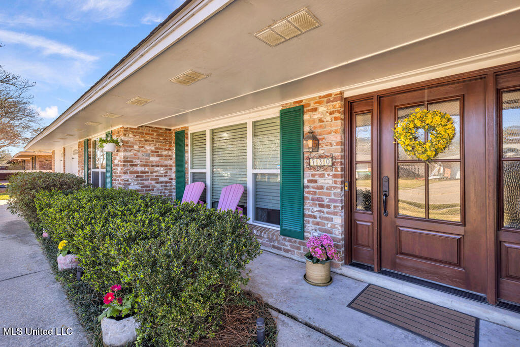730 Parkwood Drive, Long Beach, Mississippi image 1