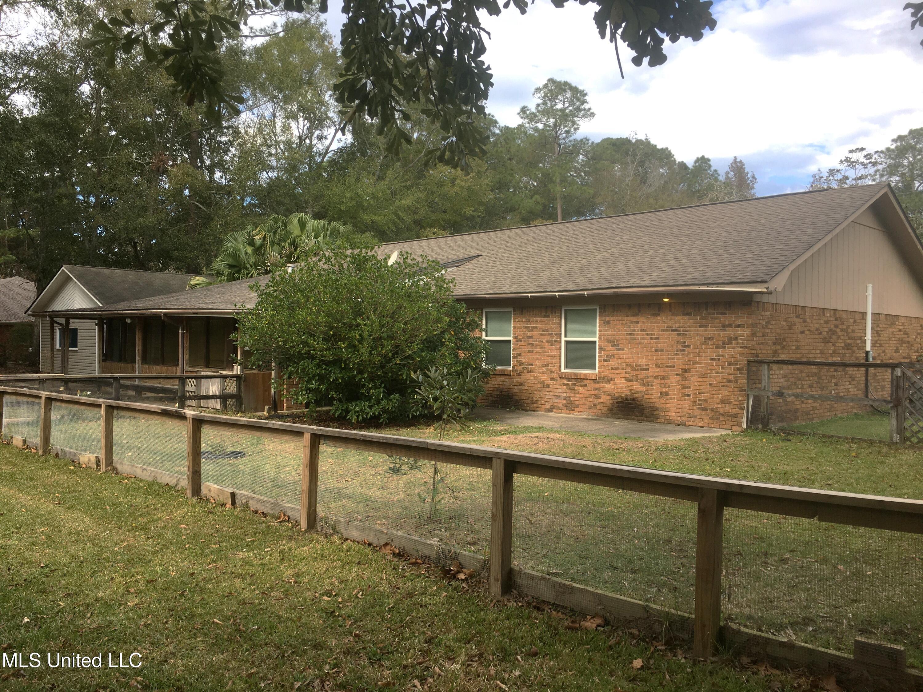 1805 Stillwater Drive, Gautier, Mississippi image 23