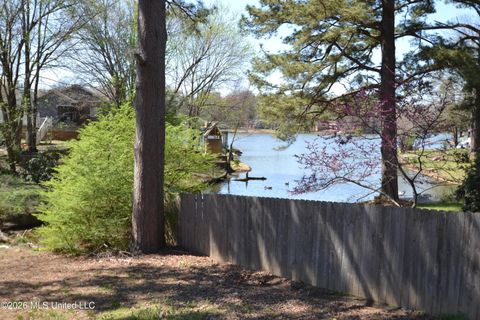 Homes For Sale - 7523 Dogwood Lane<br/> Olive Branch, MS 38654