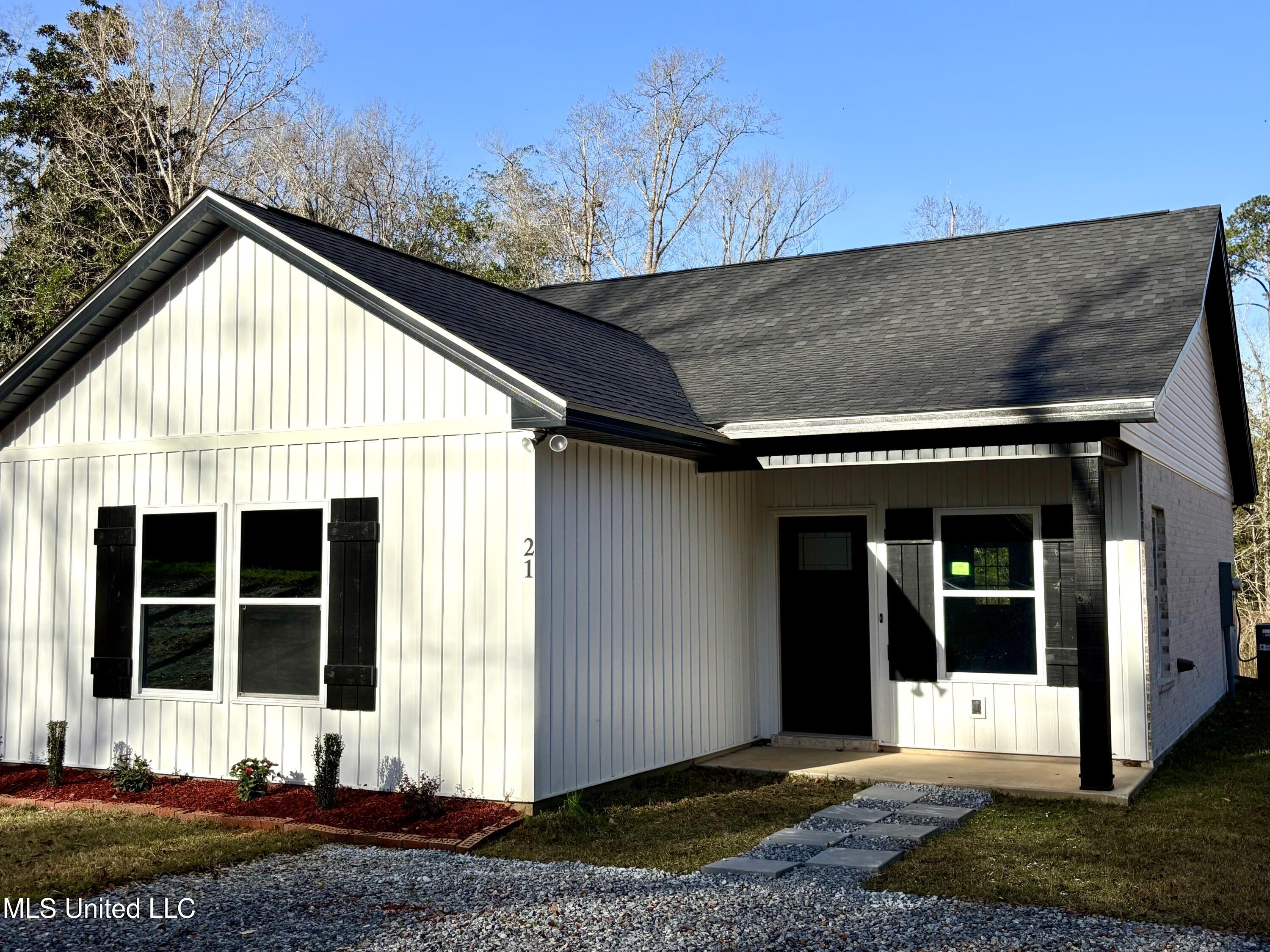 21 Walter Penton Road, Carriere, Mississippi image 2