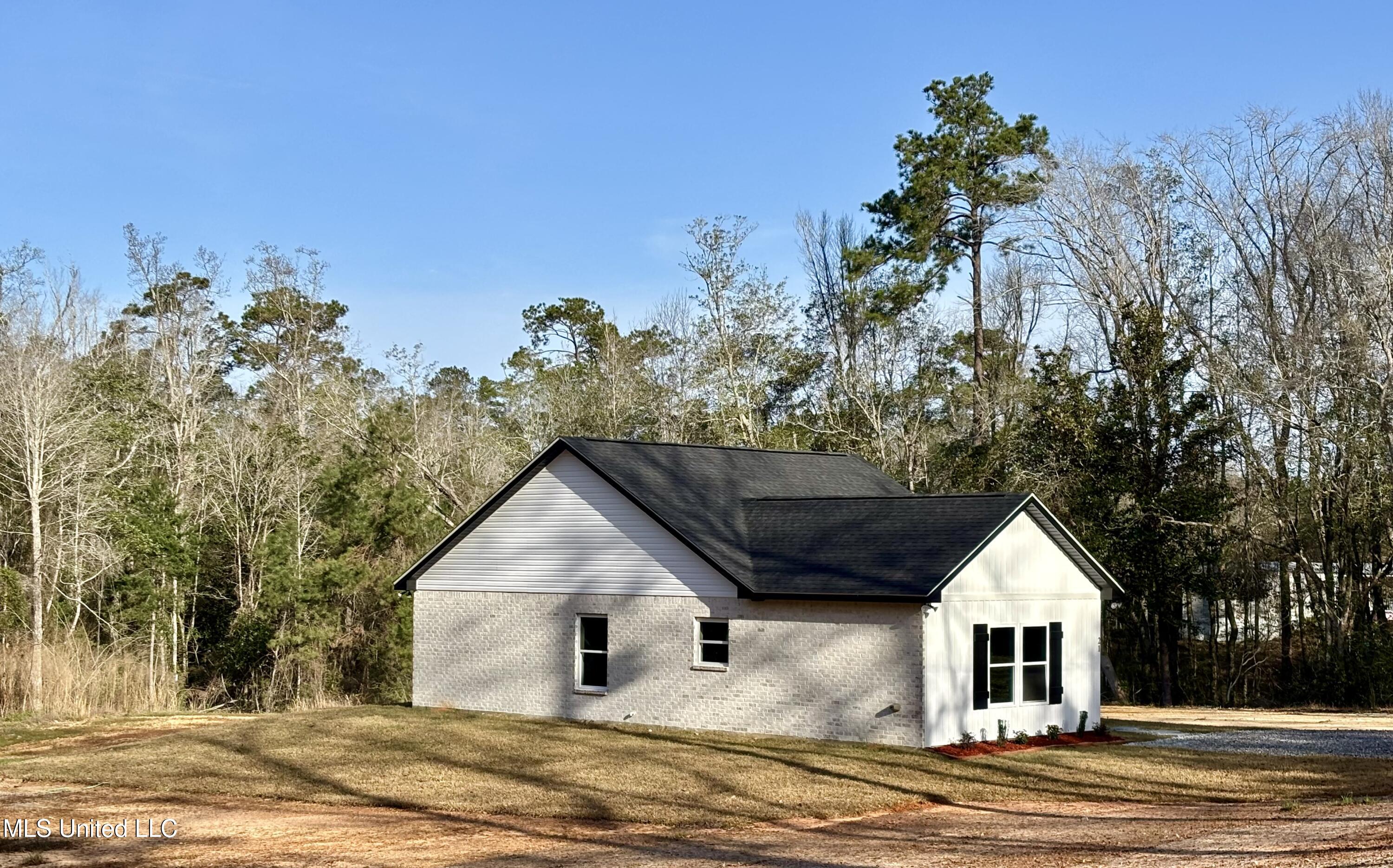21 Walter Penton Road, Carriere, Mississippi image 3