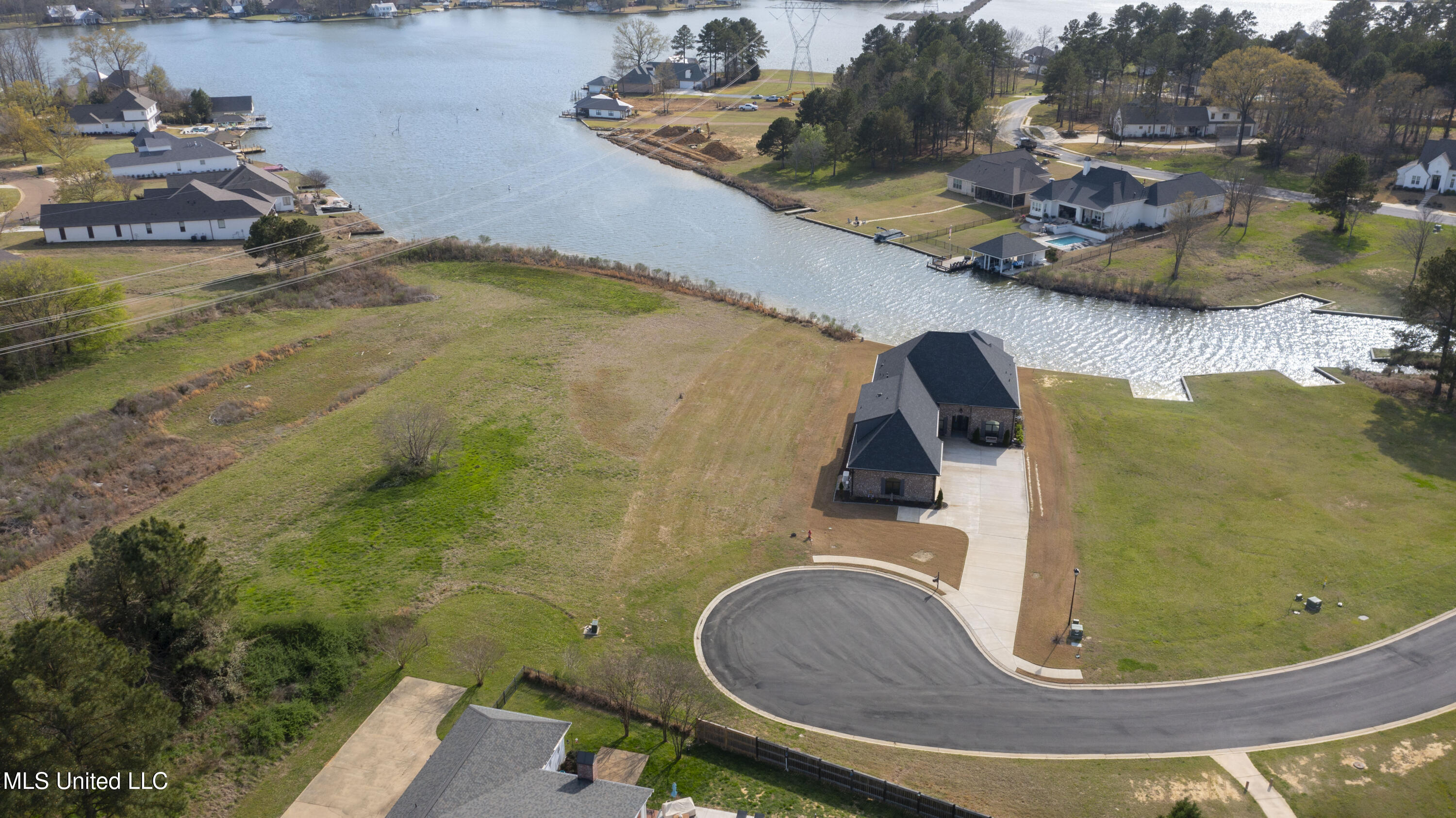 215 Harpers Way, Madison, Mississippi image 3