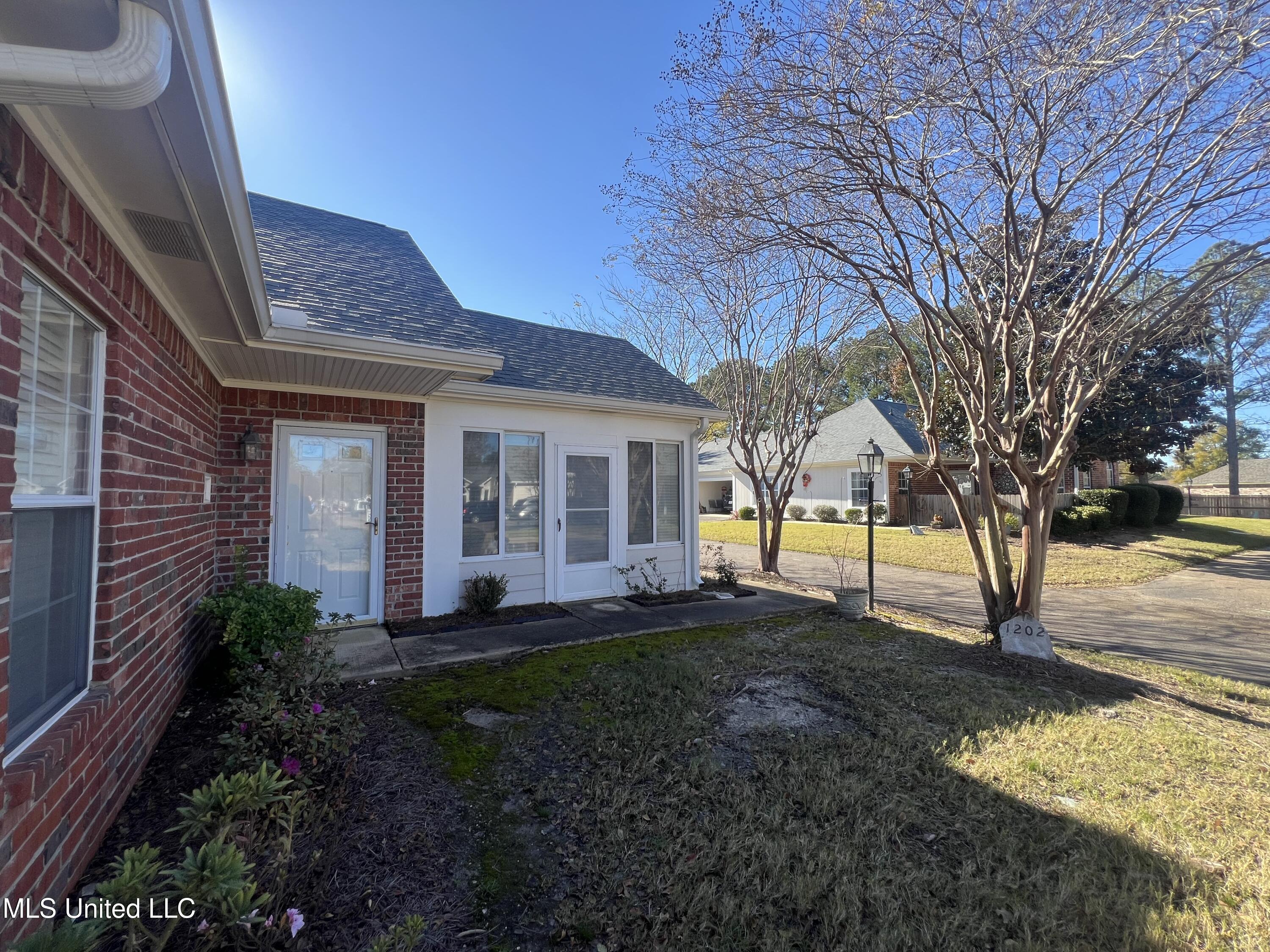 1202 Gerrits Landing, Brandon, Mississippi image 4