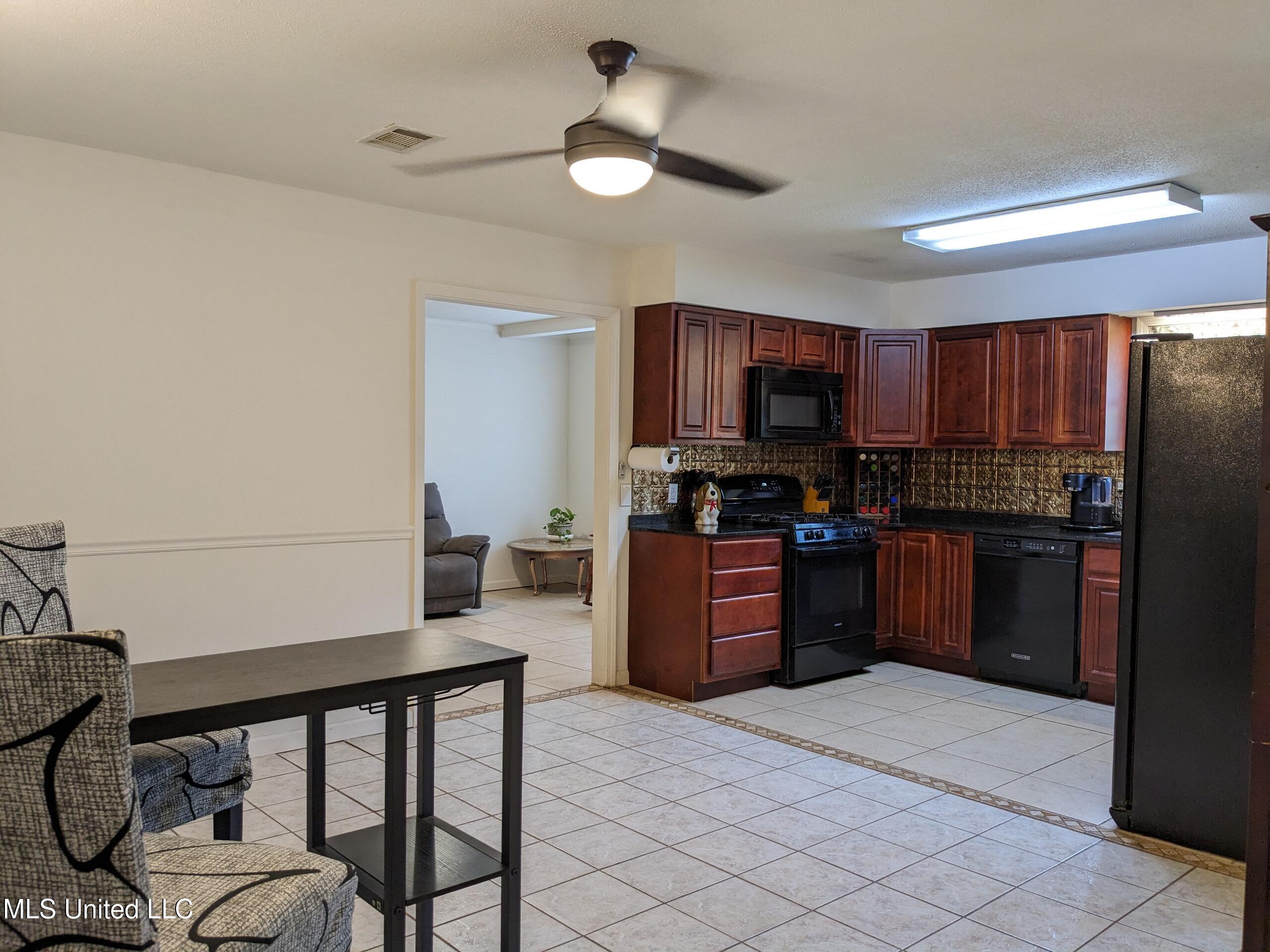3607 Pentagon Drive, Pascagoula, Mississippi image 6