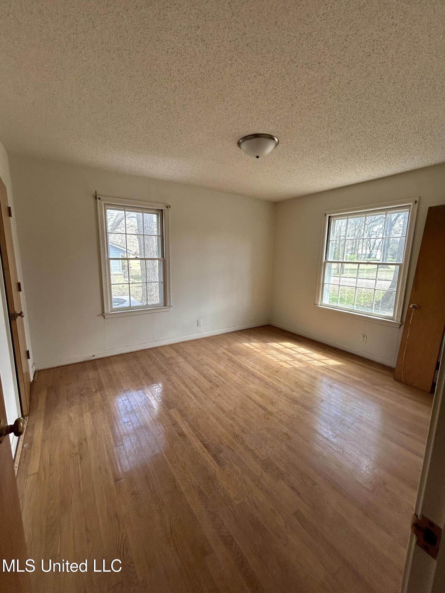 206 Bowden Street, Senatobia, Mississippi image 13