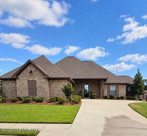Homes For Sale - 203 Ashbury Cove<br/> Madison County, Canton, MS 39046