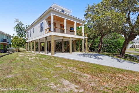 Homes For Sale - 1310 Kensington Drive<br/> Biloxi, MS 39530