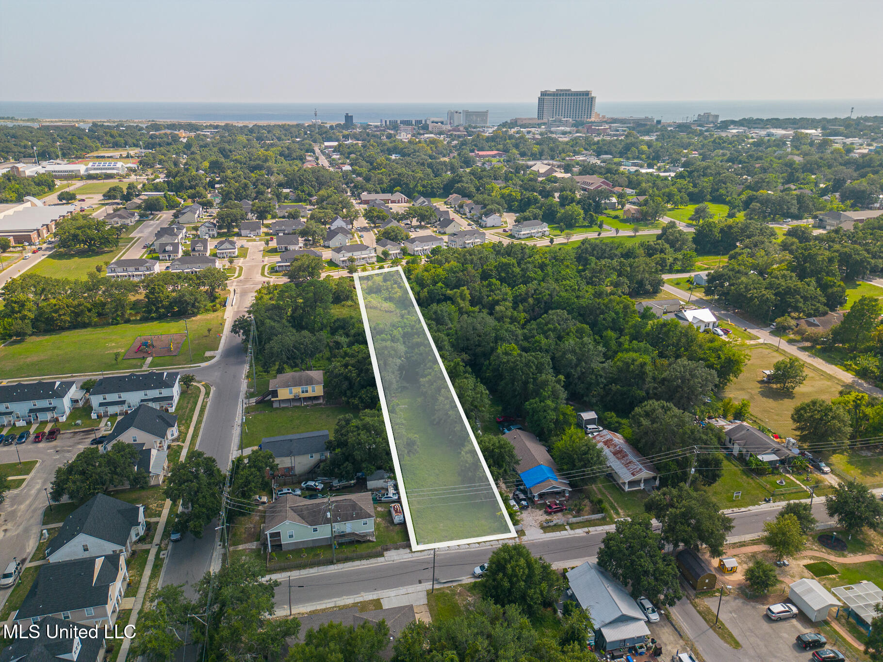 643 Walker Street, Biloxi, Mississippi image 5