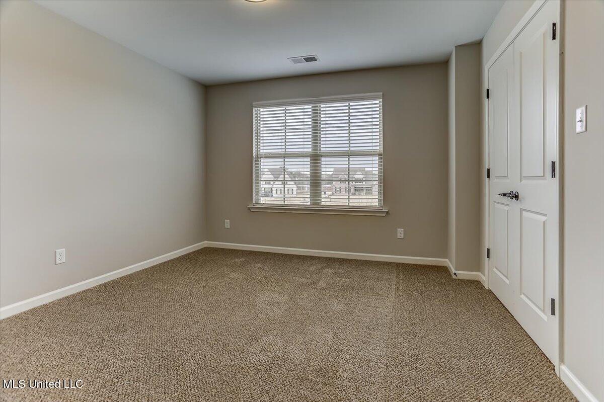 1706 Bristol Drive, Nesbit, Mississippi image 35